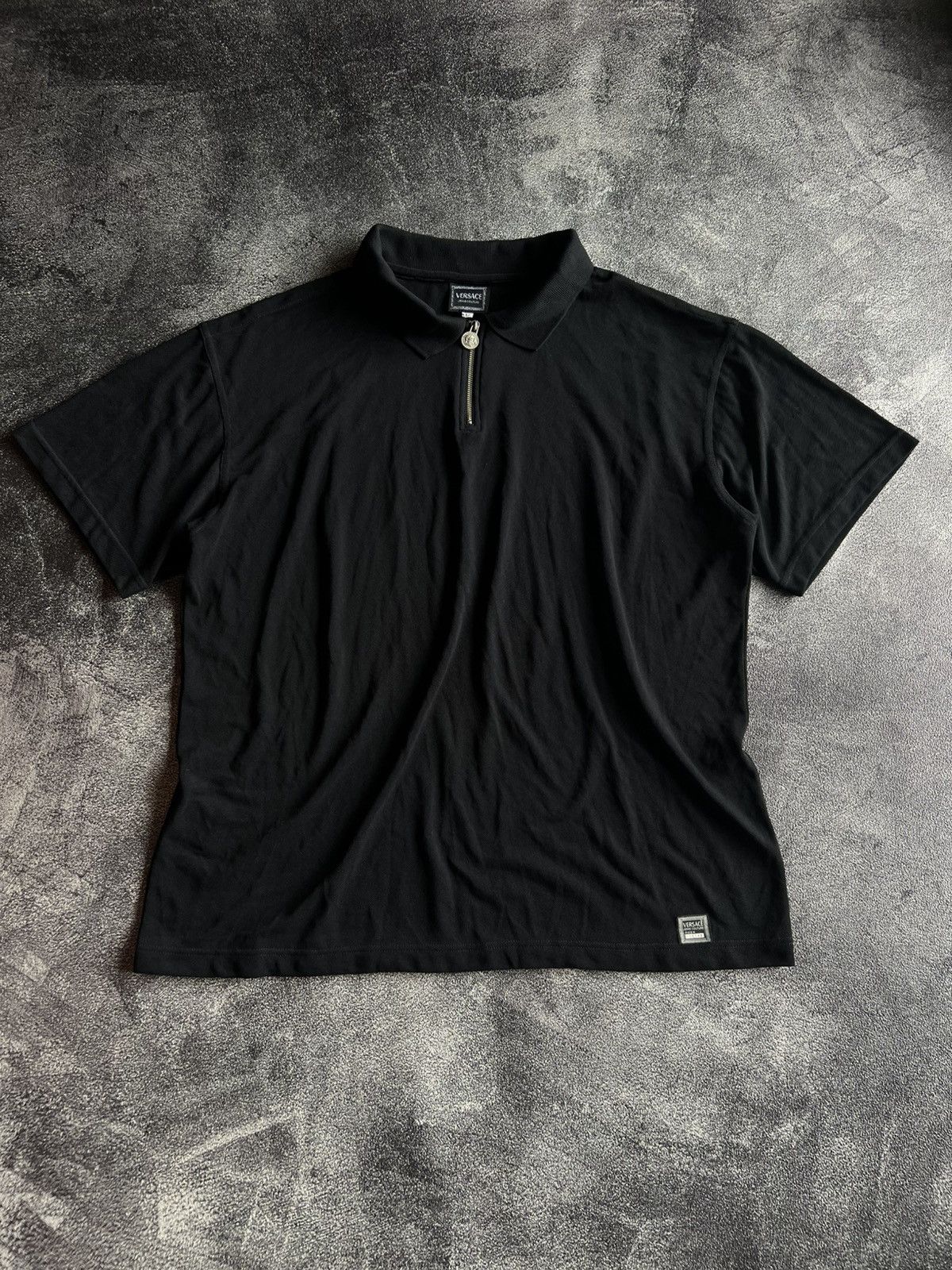 Versace VERSACE Men T-Shirts 78GAHT00 CJ00T G89 BLACK | Grailed