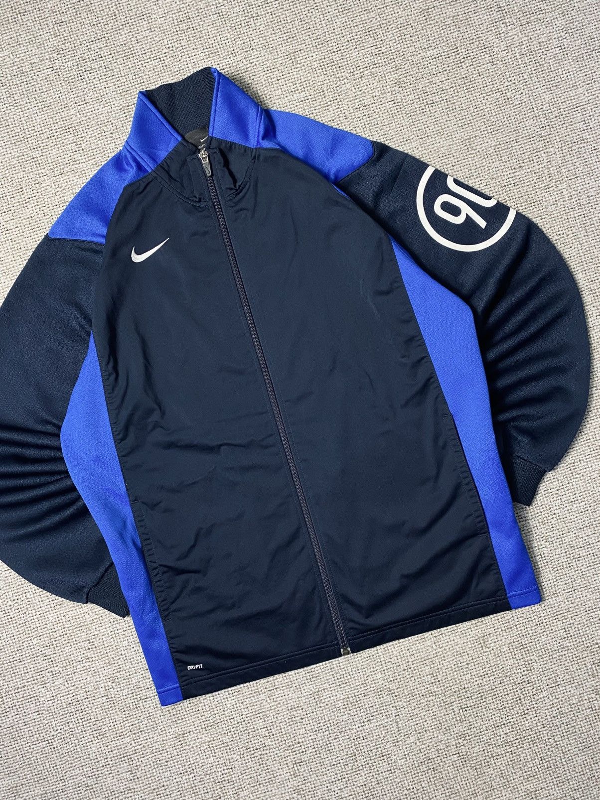 Nike Vintage Nike Total90 Repel Football Tracktop Jacket Size US L / EU 52-54 / 3 - 7 Thumbnail