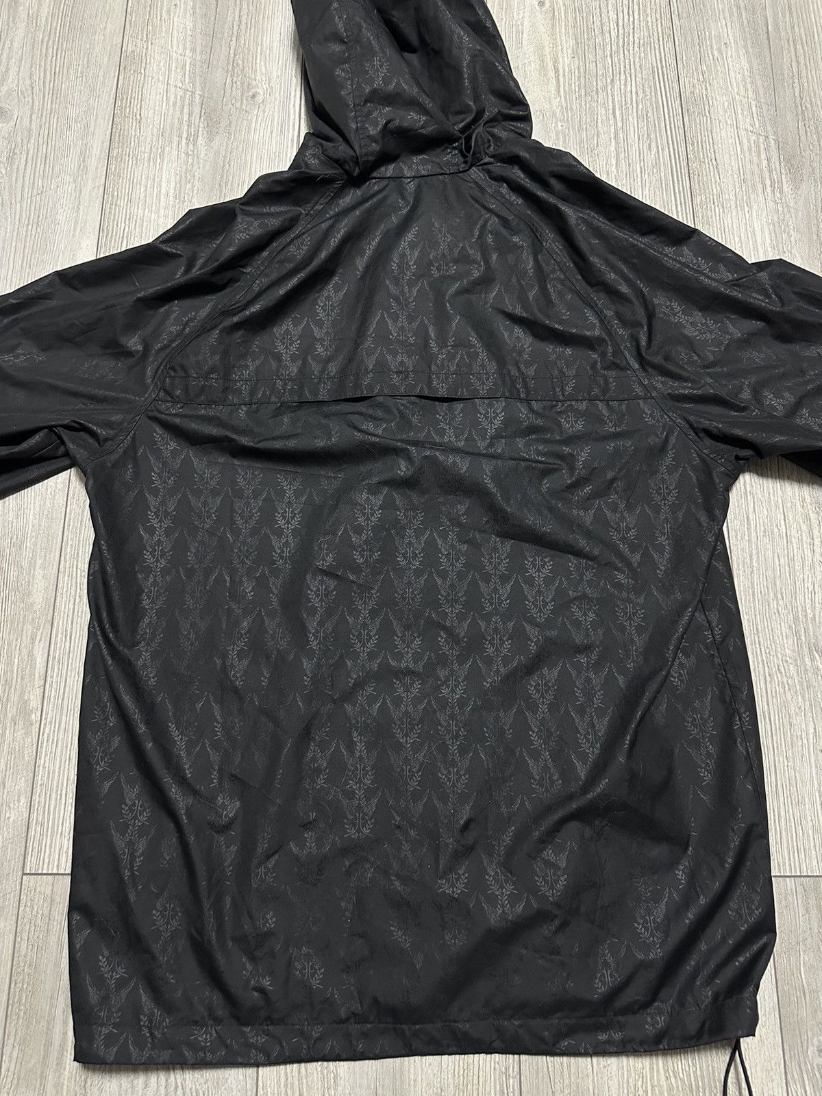 Nike Vintage Nike 6.0 Furry Windbreaker Light Jacket Size US L / EU 52-54 / 3 - 11 Thumbnail