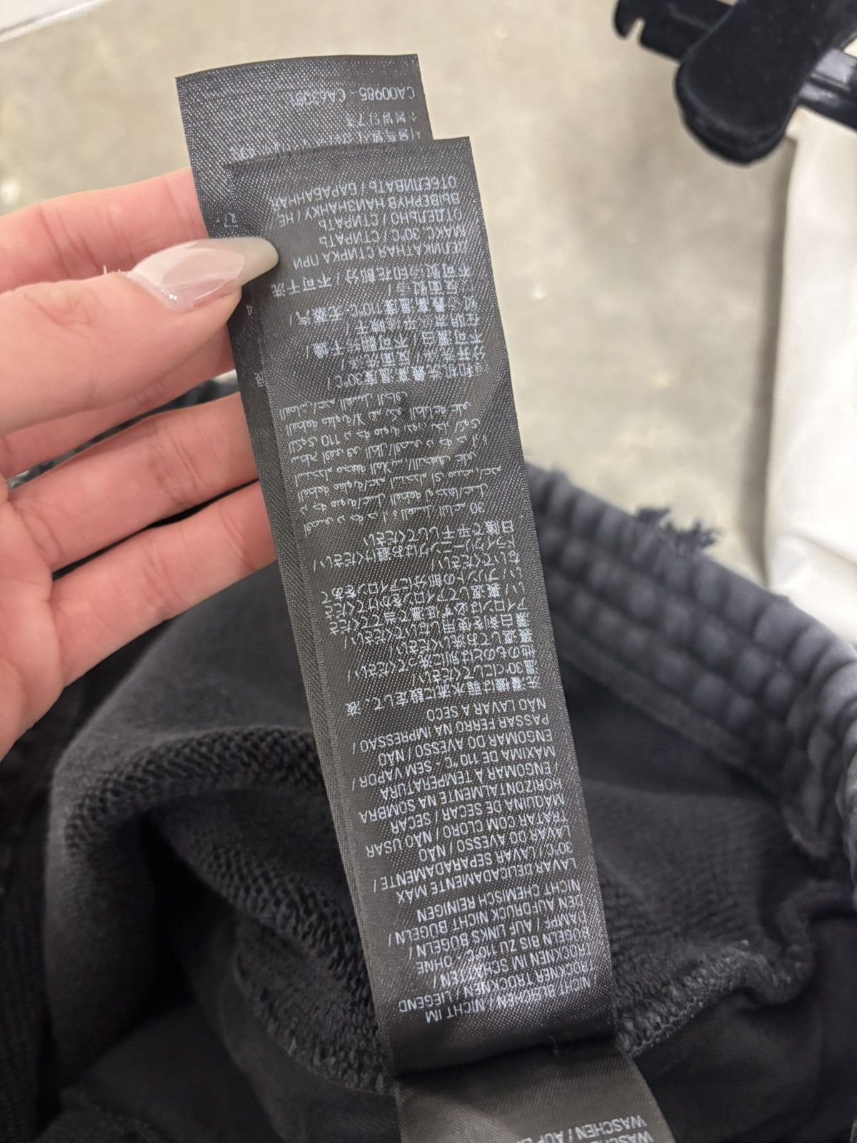Balenciaga Balenciaga see now buy now sweatpants Size US 32 / EU 48 - 7 Thumbnail