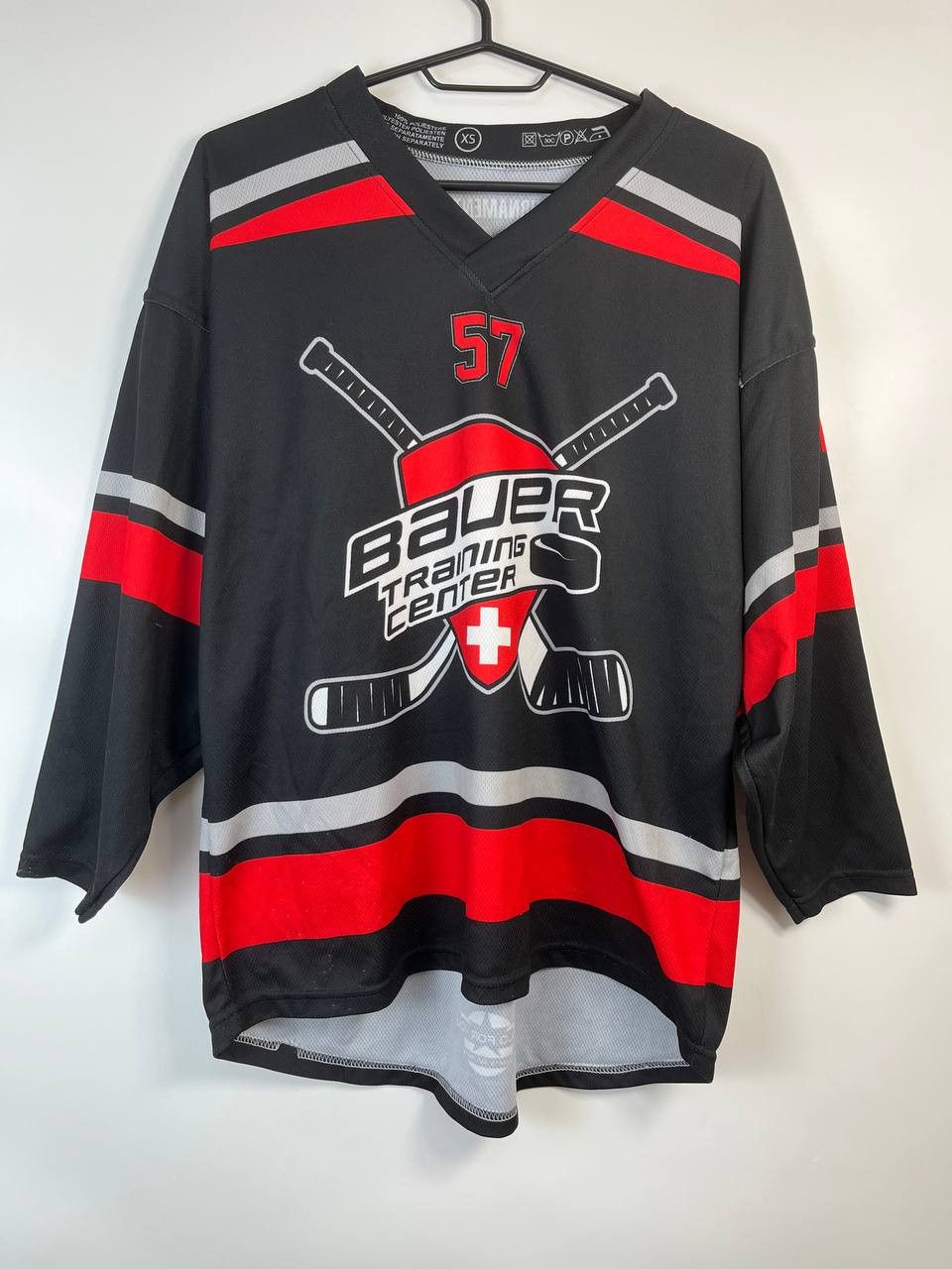 Gear for Sports BAUER TRAINING CENTER HOCKEY JERSEY SWITZERLAND 2022 Sz XS Size US XS / EU 42 / 0 - 1 Thumbnail