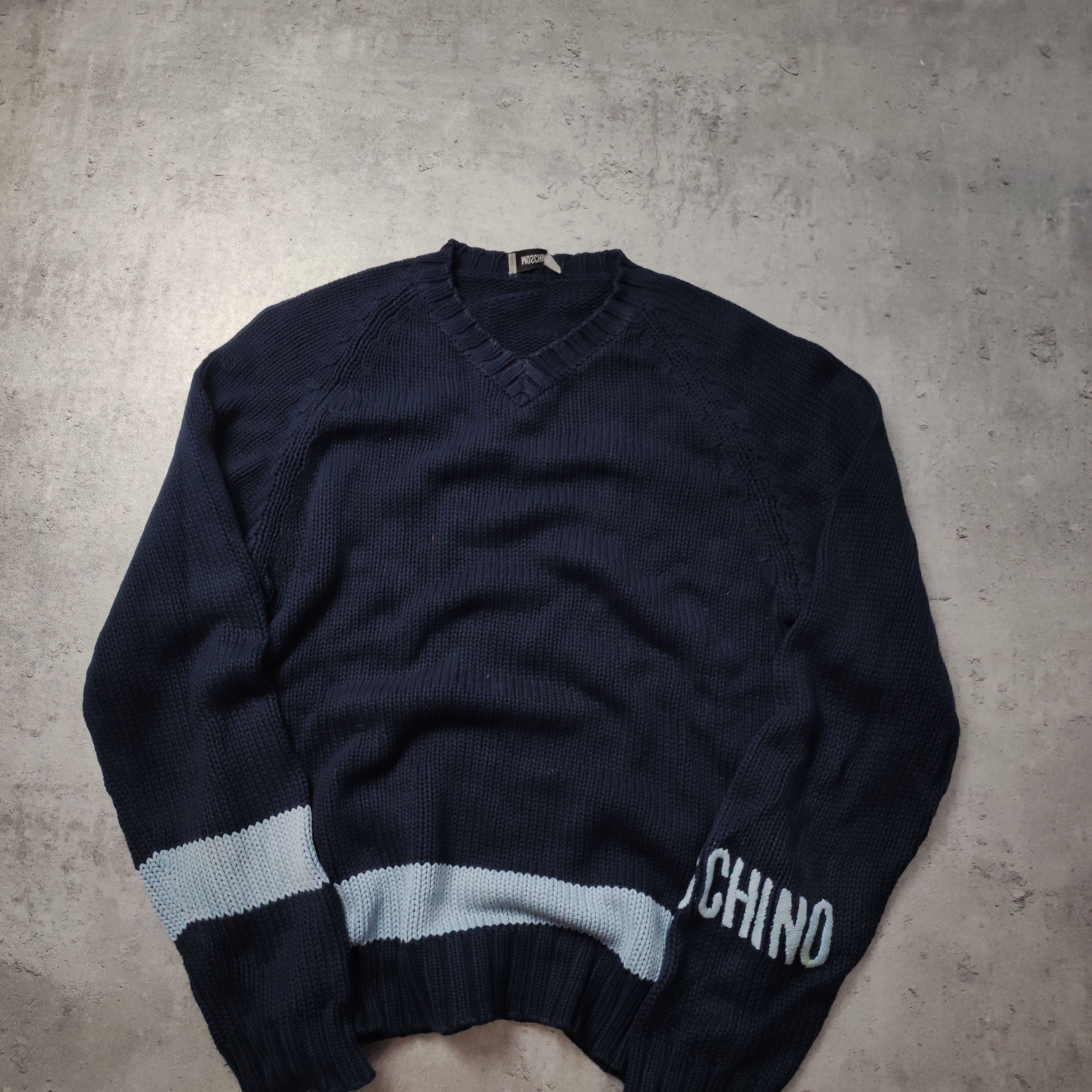 Moschino × Vintage 90s y2k Avant garde Moschino Sleeve Logo Navy Sweater Size US S / EU 44-46 / 1 - 2 Thumbnail