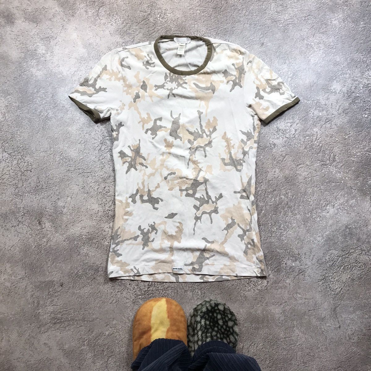 Diesel VINTAGE Y2K DIESEL CAMO TEE STREETWEAR CASUAL Y2K 90s Size US L / EU 52-54 / 3 - 1 Thumbnail