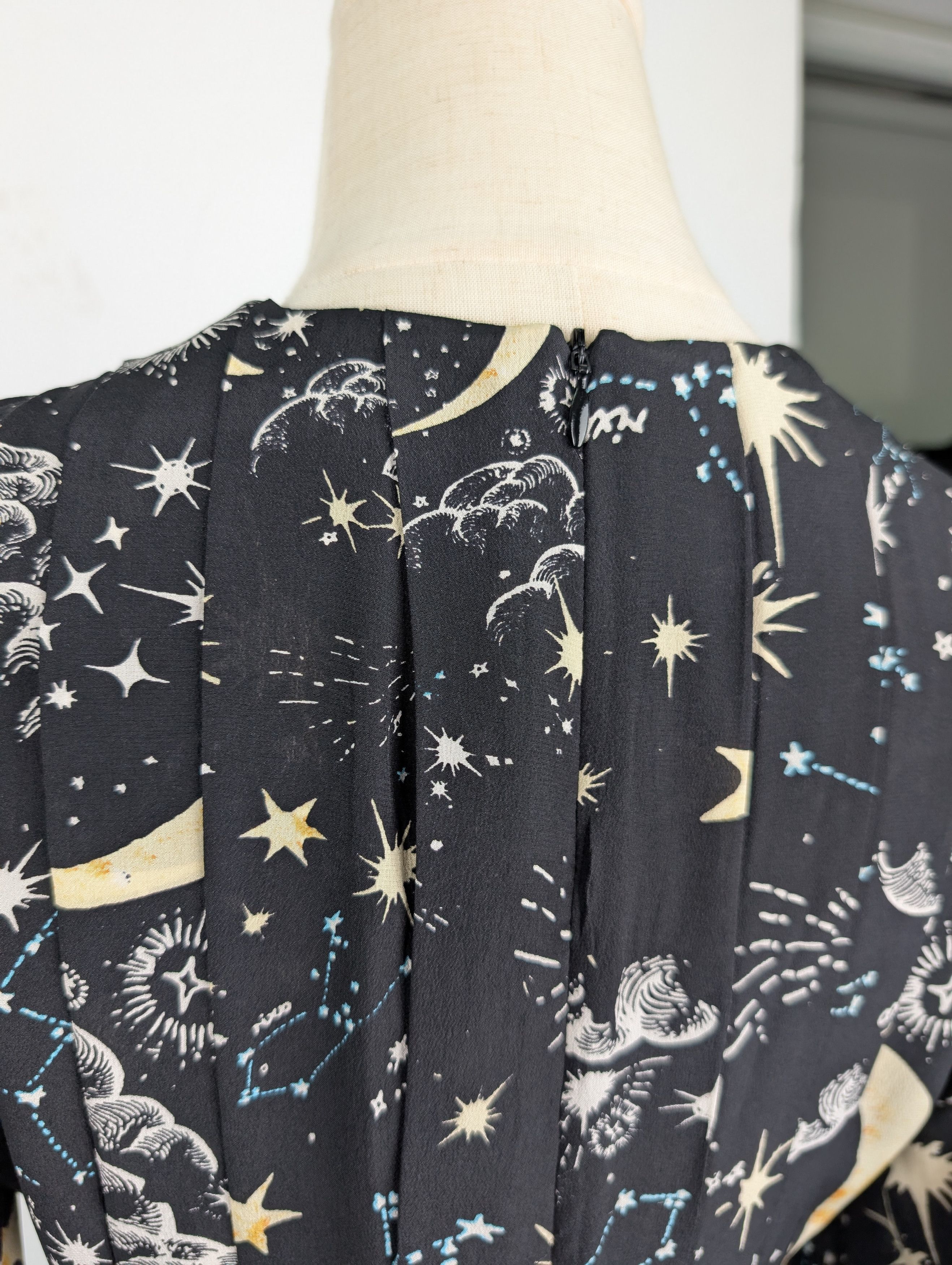 RIXO Rixo Black Star Printed Silk Dress Size S / US 4 / IT 40 - 9 Thumbnail