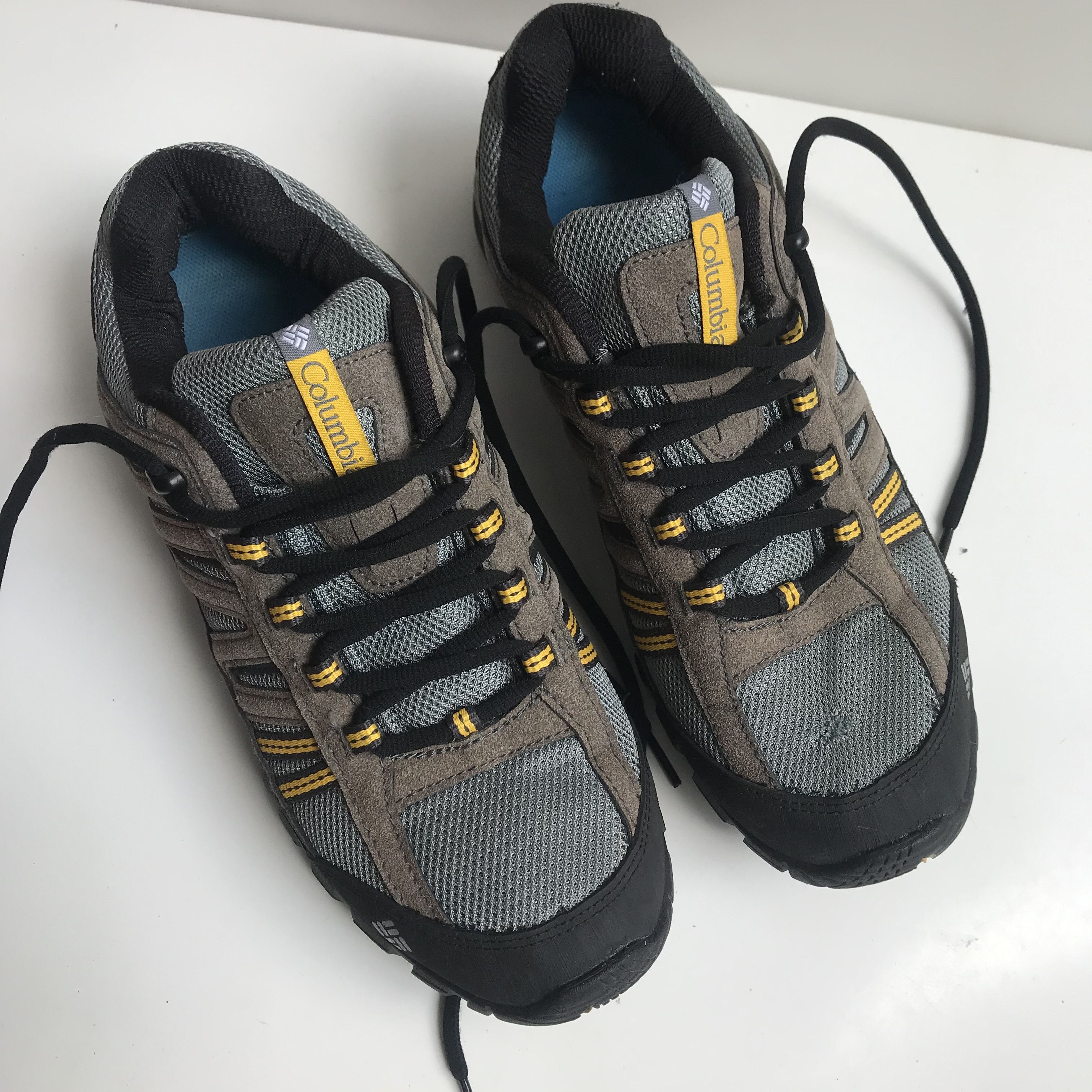 Columbia Columbia Newton Ridge Boots waterproof brown grey colorway Size US 9 / EU 42 - 8 Thumbnail