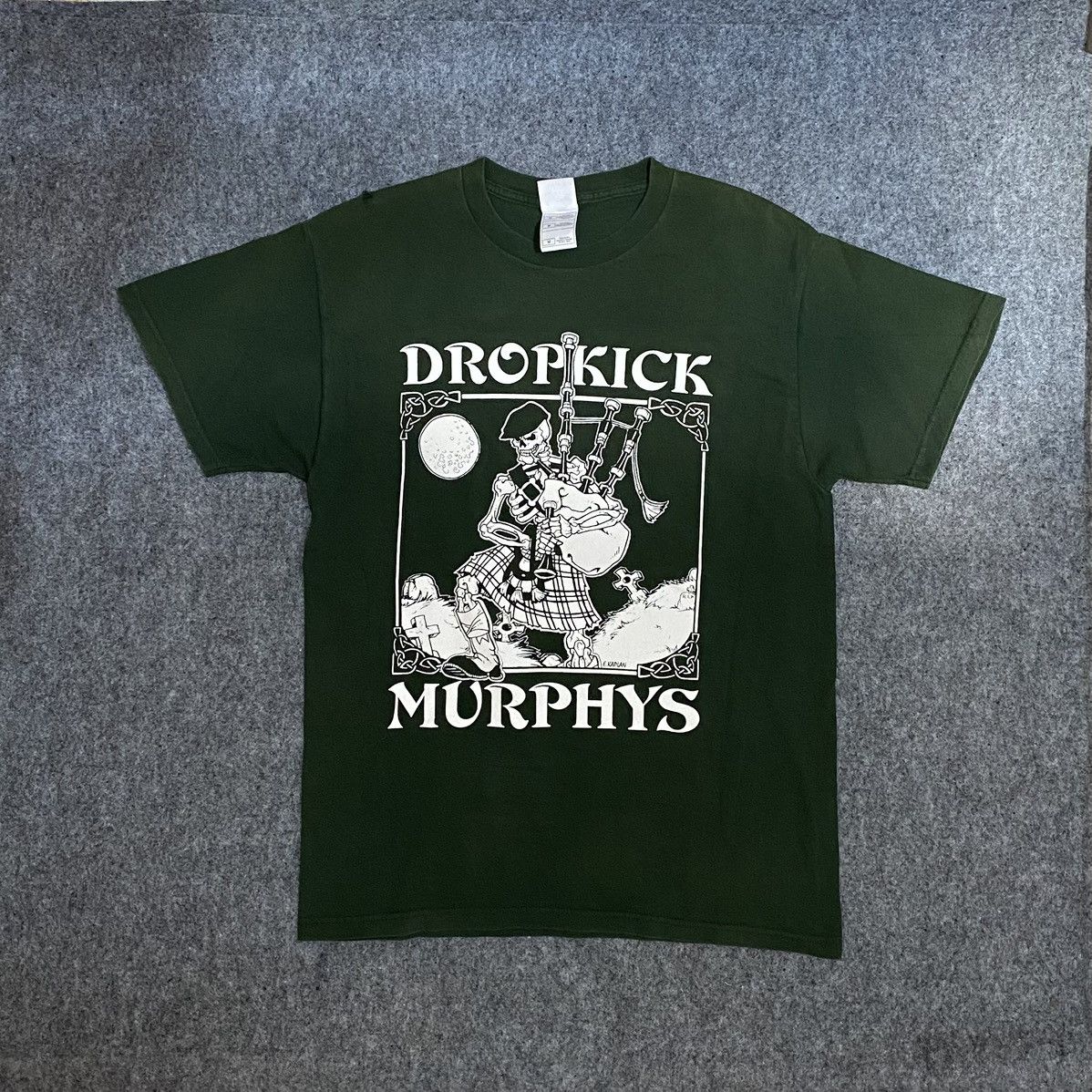 Fruit Of The Loom Dropkick Murphys Skeleton Piper Tshirt band punk Size US M / EU 48-50 / 2 - 1 Thumbnail