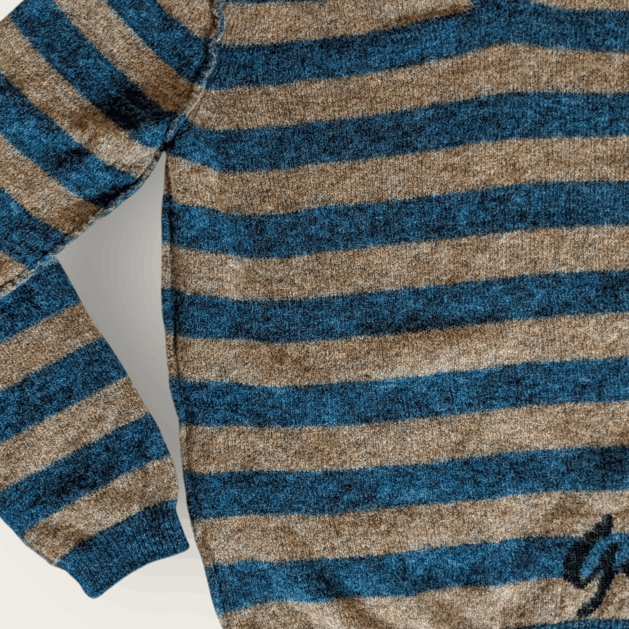 Hugo Boss Hugo Boss Wool Sweater Striped V-Neck Made in Italy Size L Size US L / EU 52-54 / 3 - 4 Thumbnail