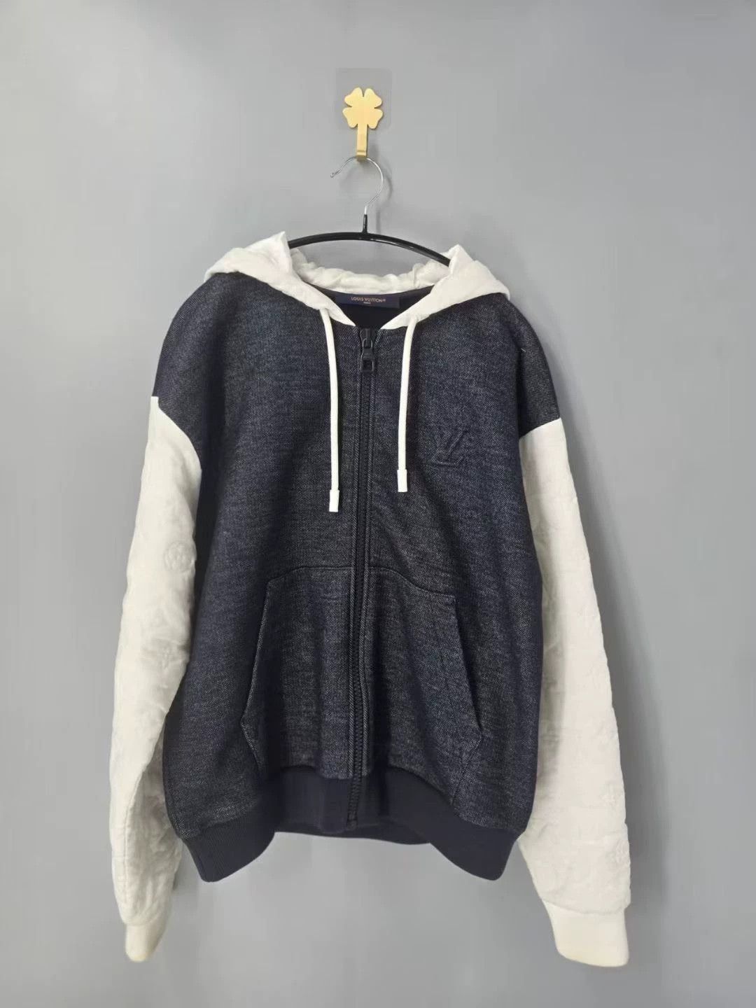 Louis Vuitton Louis Vuitton embossed denim patchwork hooded jacket Size S / US 4 / IT 40 - 1 Thumbnail
