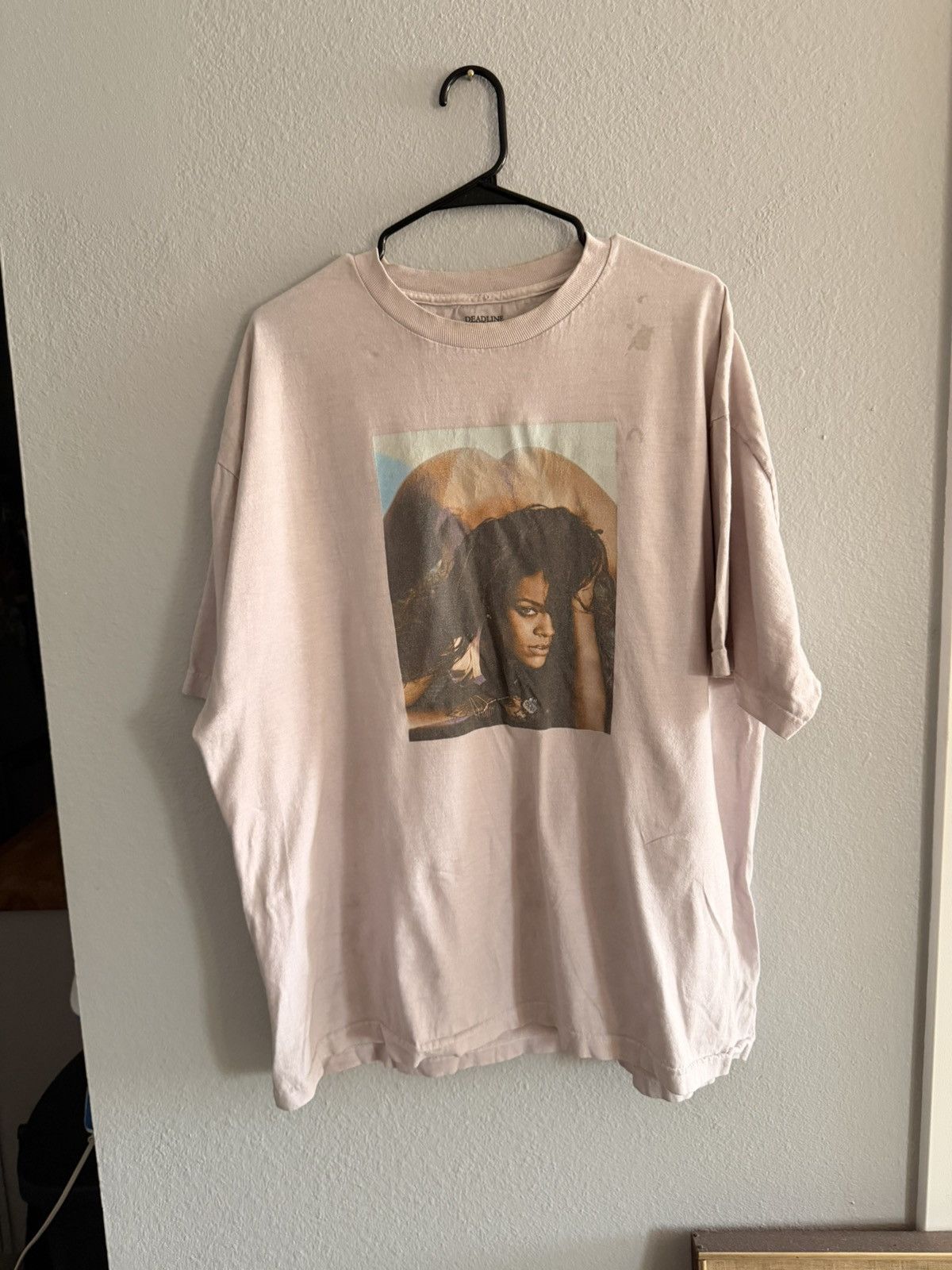 Rap Tees Rare Vintage Rihanna bootleg rap tee Size US XXL / EU 58 / 5 - 1 Thumbnail