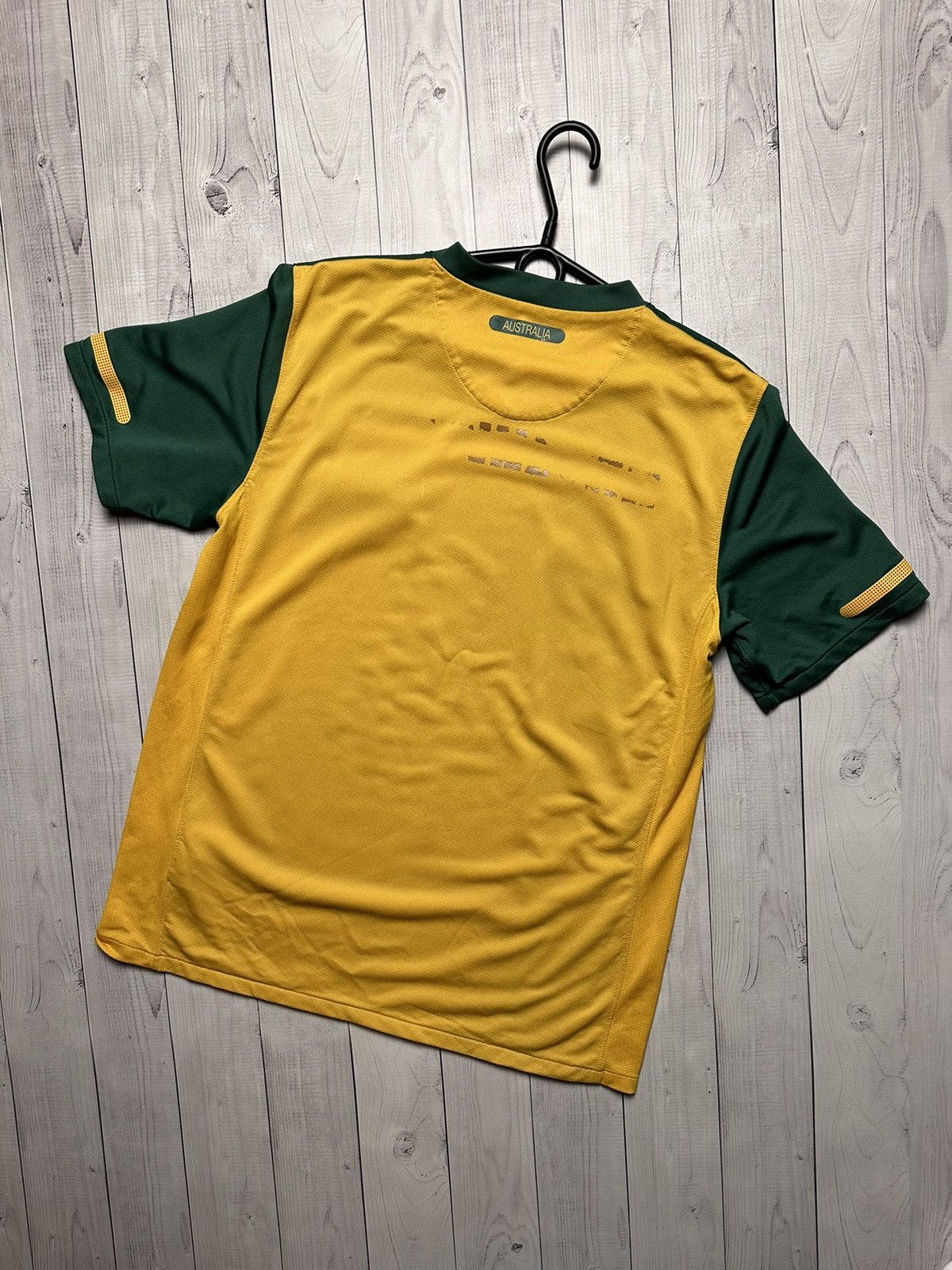 Nike × Vintage Vintage Australia soccer jersey Nike logo size M Size US M / EU 48-50 / 2 - 8 Thumbnail