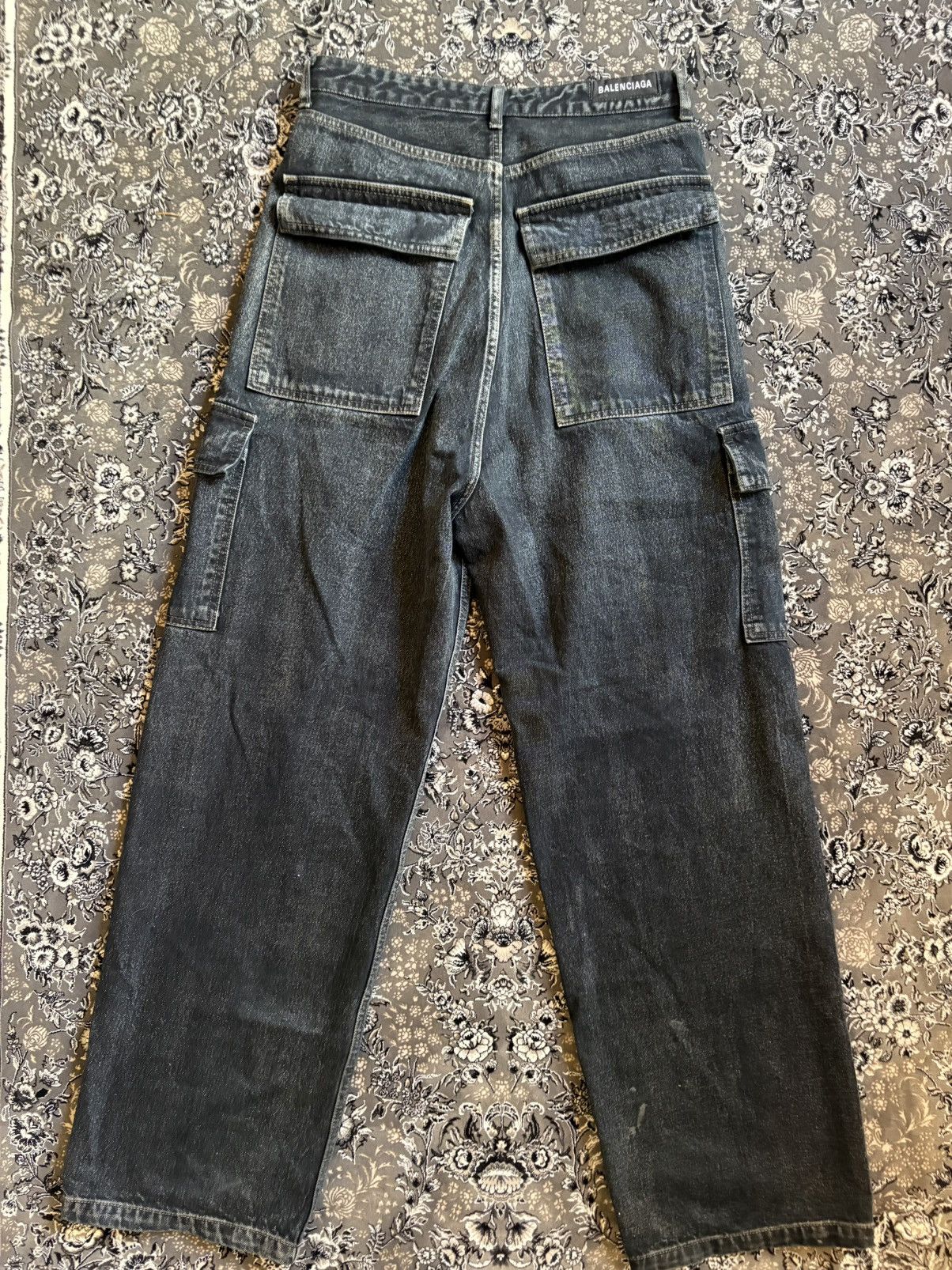 Balenciaga Balenciaga Wide Leg Cargo Jeans Size US 29 - 2 Thumbnail
