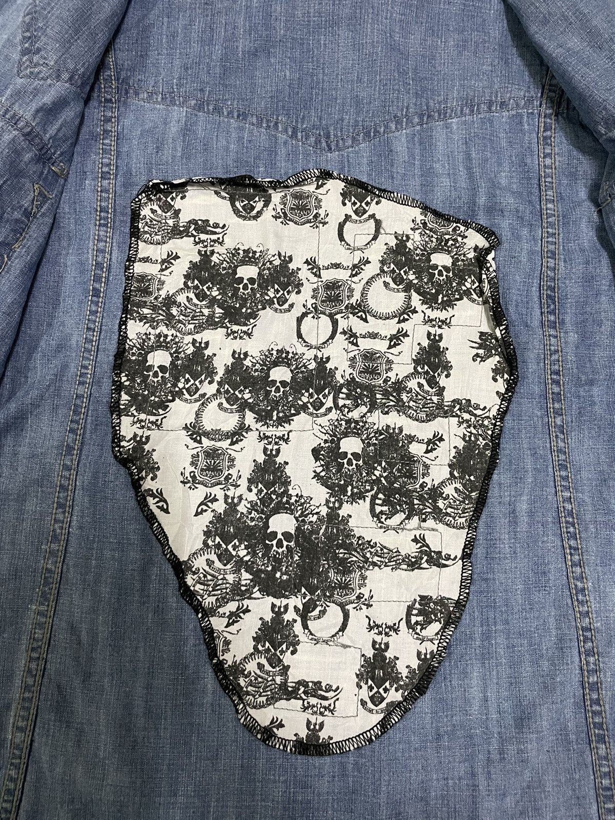 Japanese Brand Japanese Brand Skull Patches Ripped Denim Western Shirt Size S / US 4 / IT 40 - 11 Thumbnail