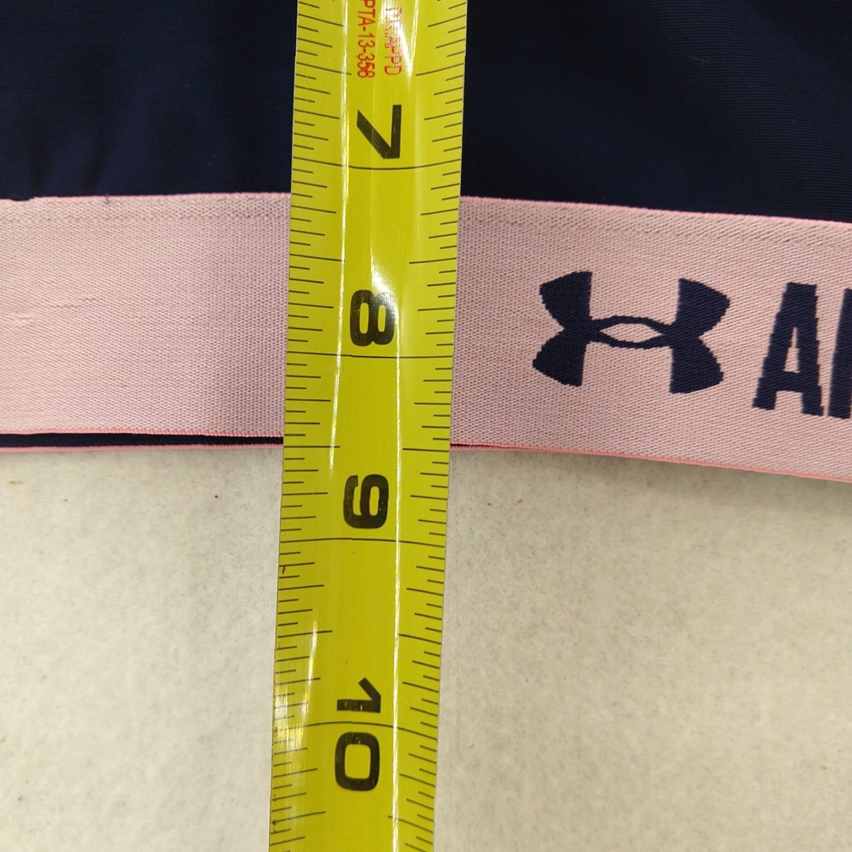 Under Armour VINTAGE Under Armour Sports Bra Top Womens Medium Black Training Workout Gym Size M / US 6-8 / IT 42-44 - 4 Thumbnail