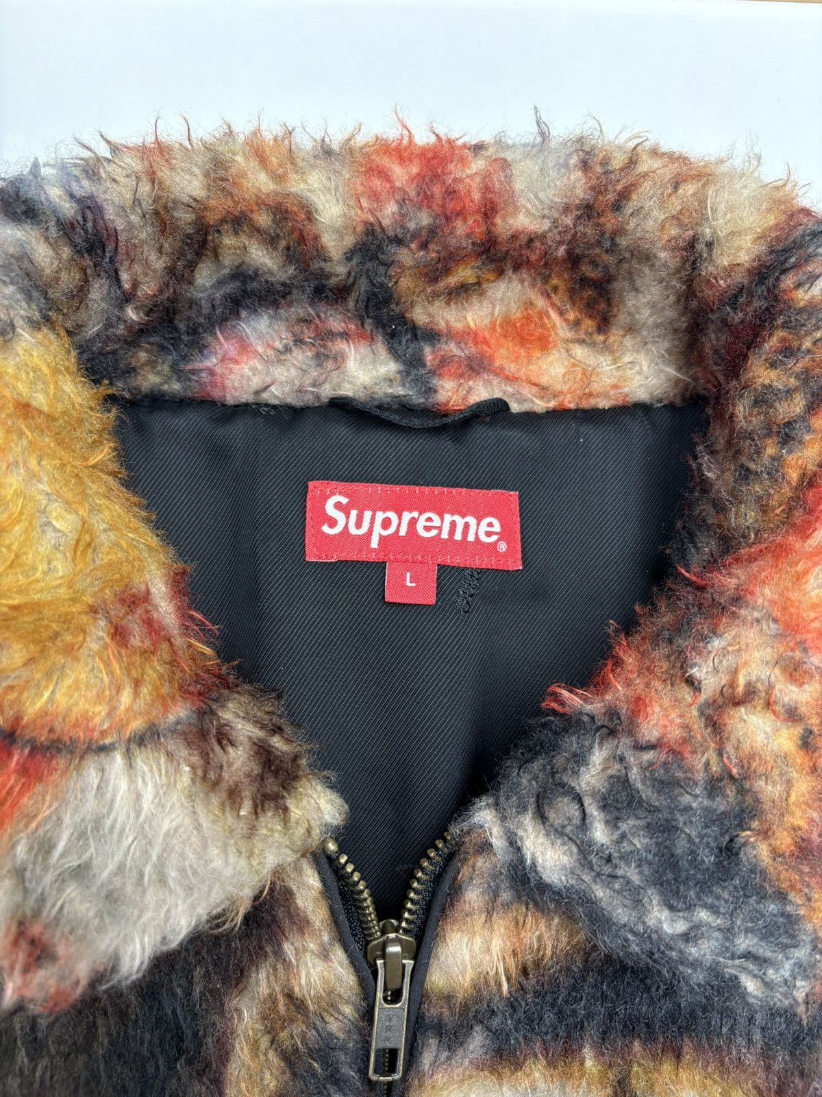 Supreme Supreme 2019 Ganesha Faux Fur Jacket Size US L / EU 52-54 / 3 - 3 Thumbnail