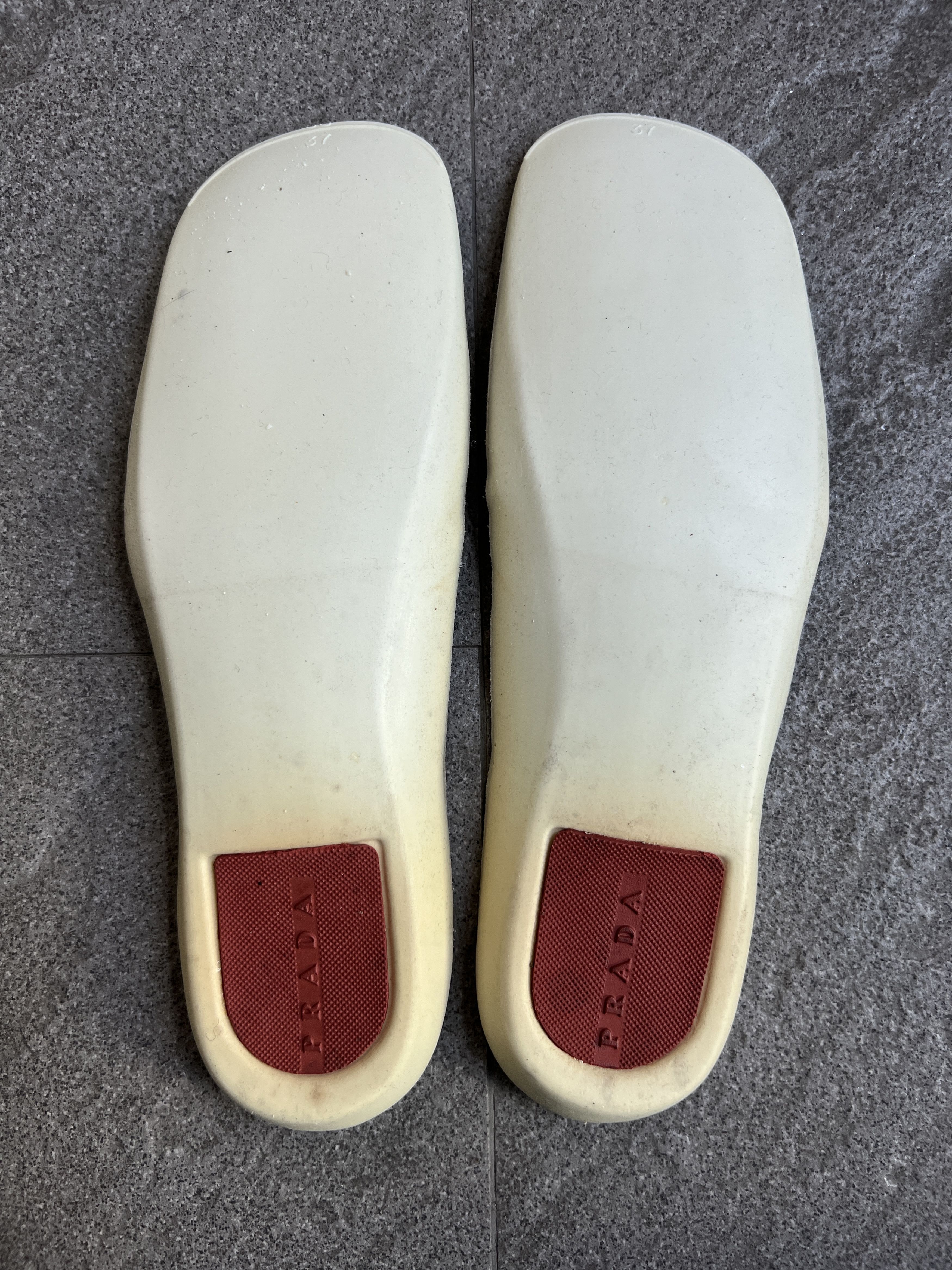 Prada Prada America's Cup Velcro Leather Sneakers EU37.5 Size US 7.5 / IT 37.5 - 13 Thumbnail
