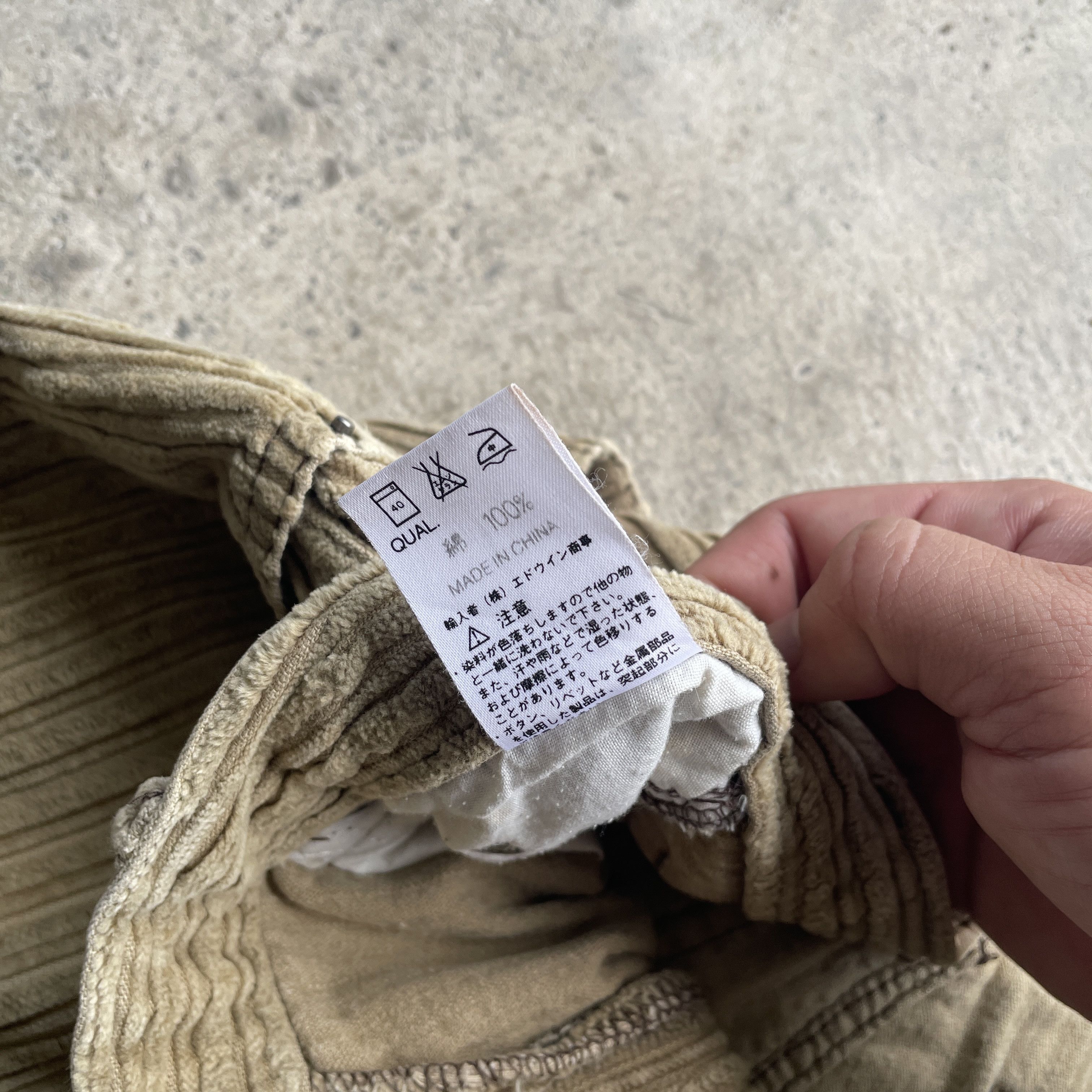 Carhartt VINTAGE CARHARTT FADED BROWNS CORDUROI TROUSERS PANTS W30 Size US 30 / EU 46 - 9 Thumbnail