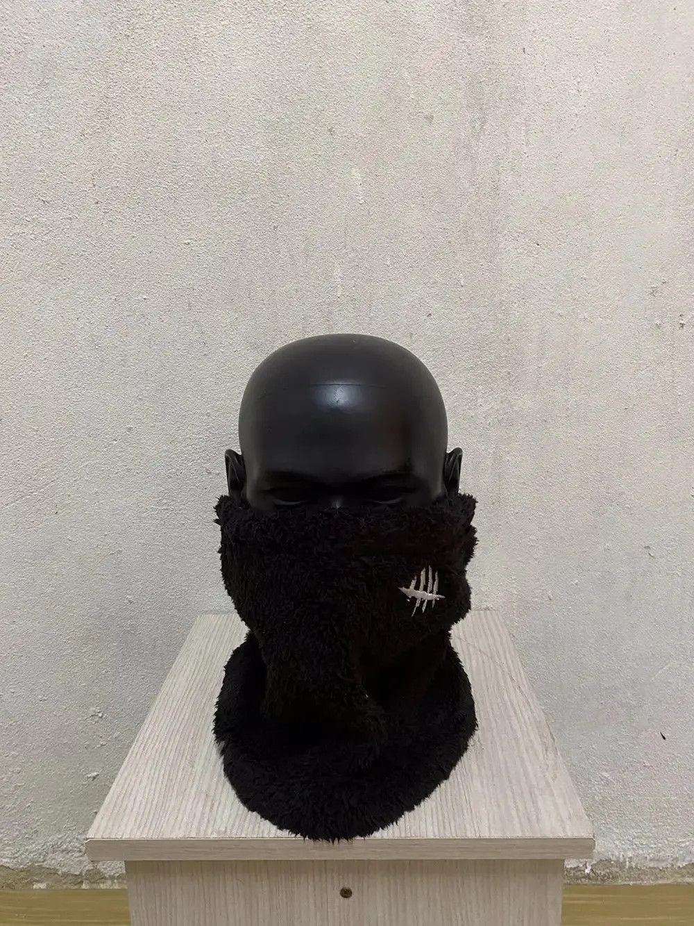 Vintage Dead By Daylight Small Logo Fleece Face Mask Hat Size ONE SIZE - 2 Thumbnail