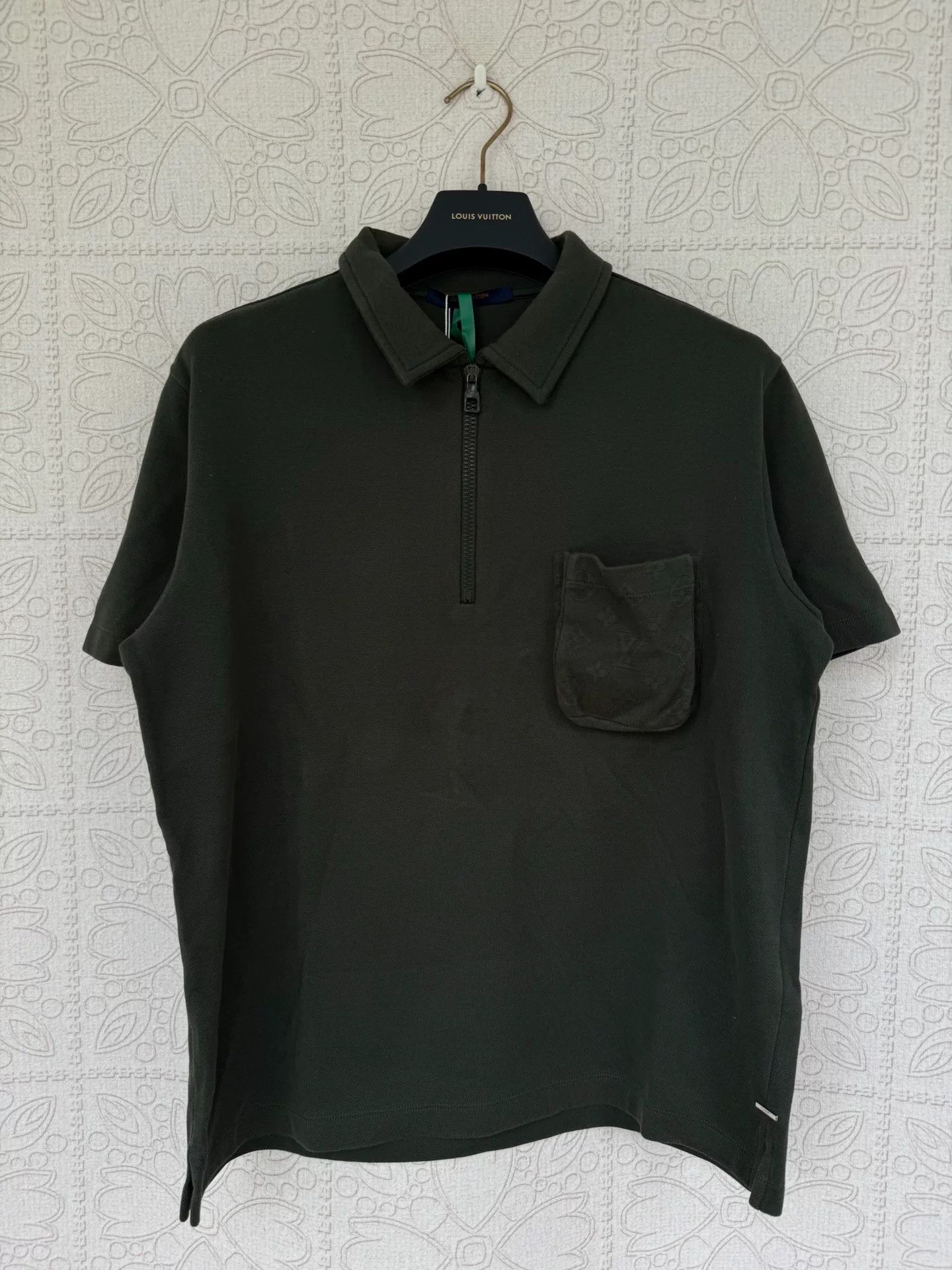Louis Vuitton louis vuitton half-zip polo shirt size m Size US M / EU 48-50 / 2 - 1 Thumbnail