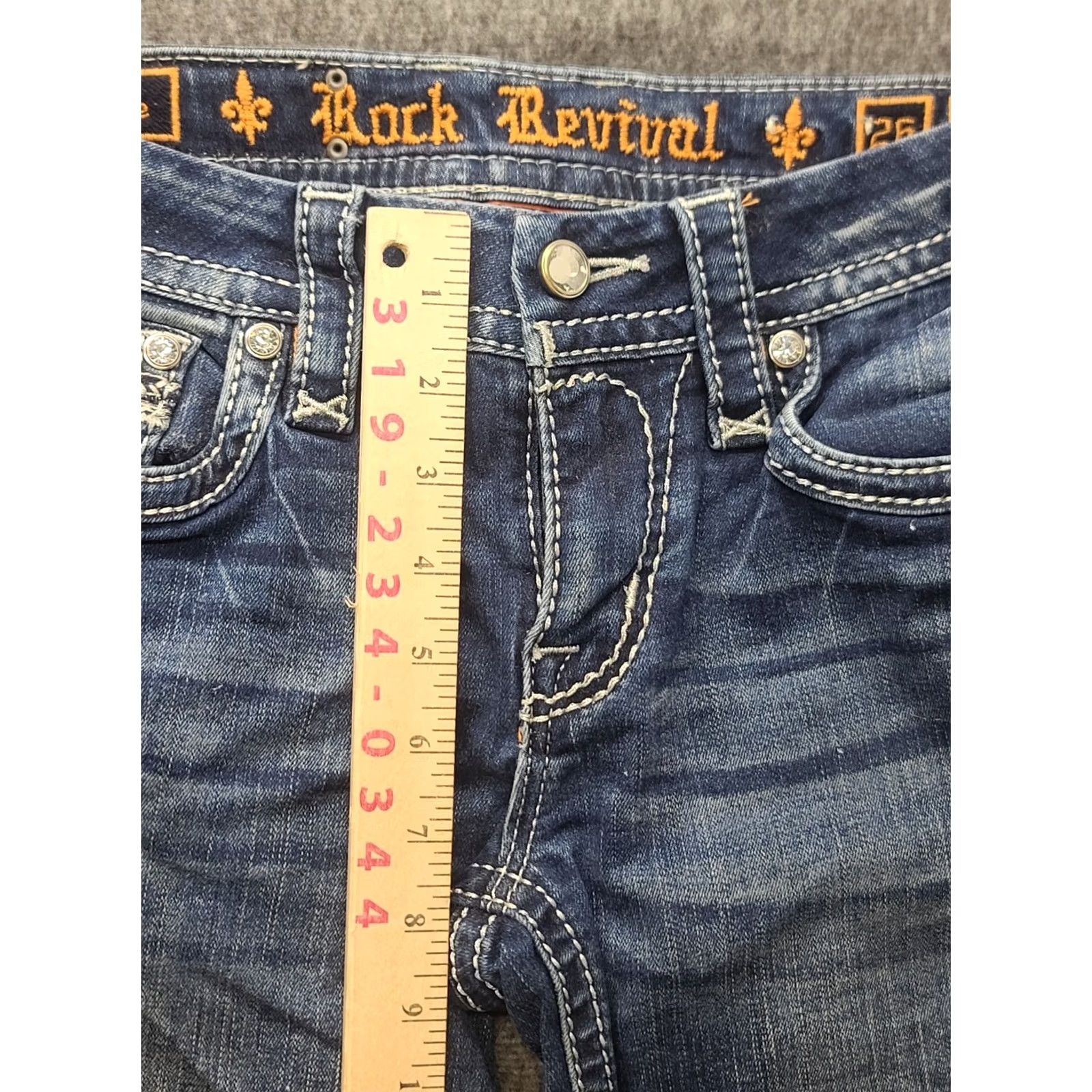Vintage Rock Revival Jeans Womens 28x29 Relaxed Bootcut Mid Rise Denim Jewel Embroidered Rhinestone Rock Revival Jessee Womens Jeans Boys? Size 28" / US 6 / IT 42 - 6 Thumbnail