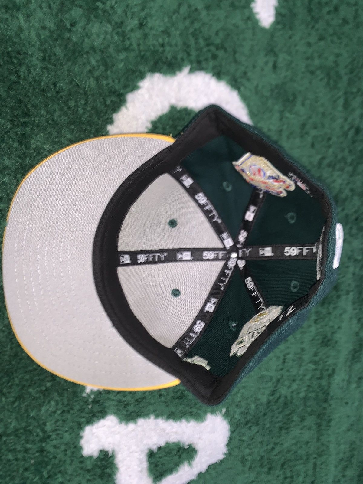 New Era “ A’s “ New Era Fitted Sz.7 1/8 Size ONE SIZE - 6 Thumbnail
