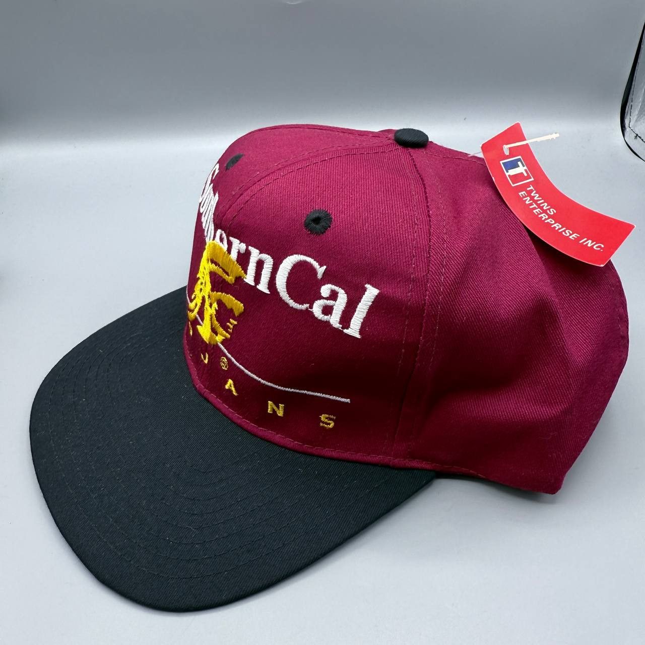 Twins Enterprise Inc. Vintage USC Trojans Hat Men Snap Back Cap New Size ONE SIZE - 3 Thumbnail