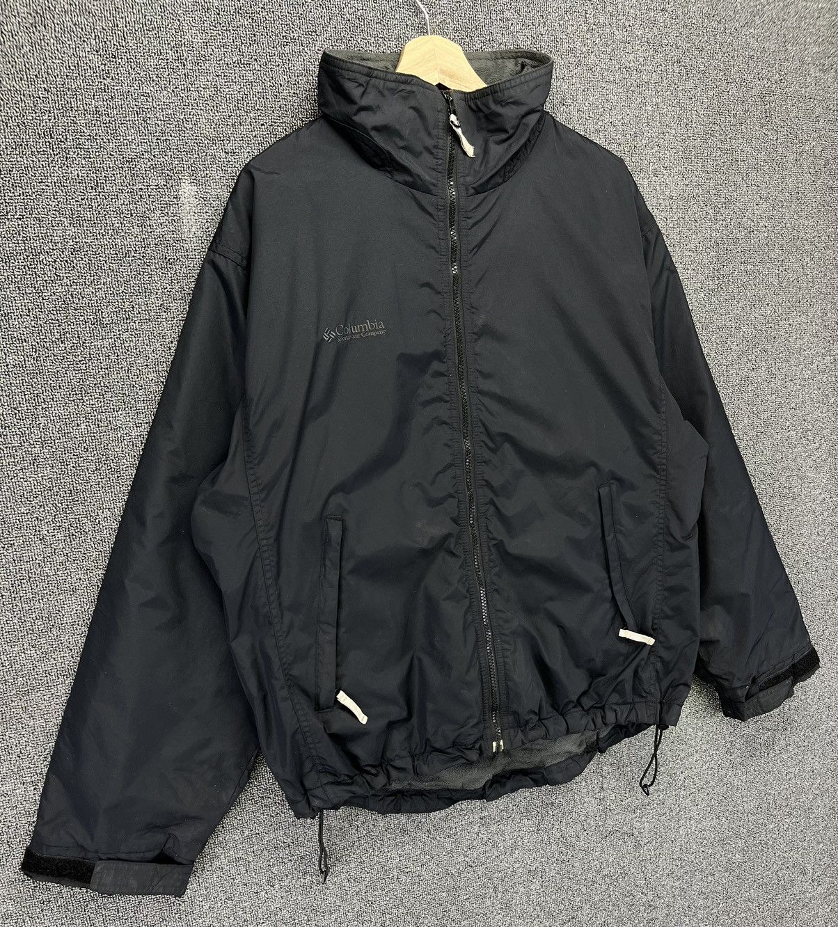 Columbia × Vintage Vintage Columbia Sportswear Black Jacket Size M / US 6-8 / IT 42-44 - 2 Thumbnail