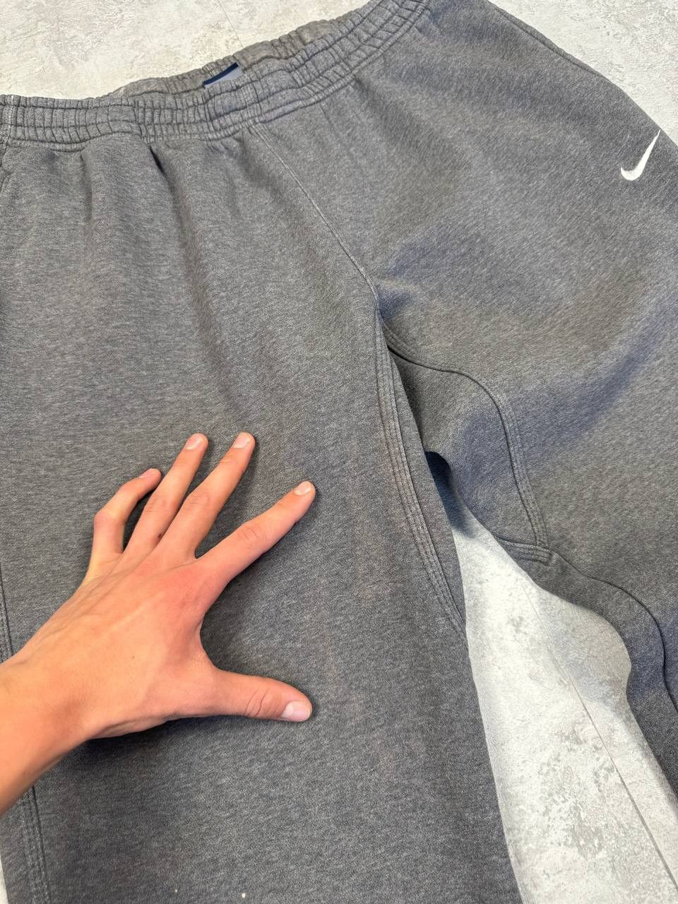 Nike Nike Gray Baggy Sweatpants Joggers Size L Size US 36 / EU 52 - 14 Thumbnail