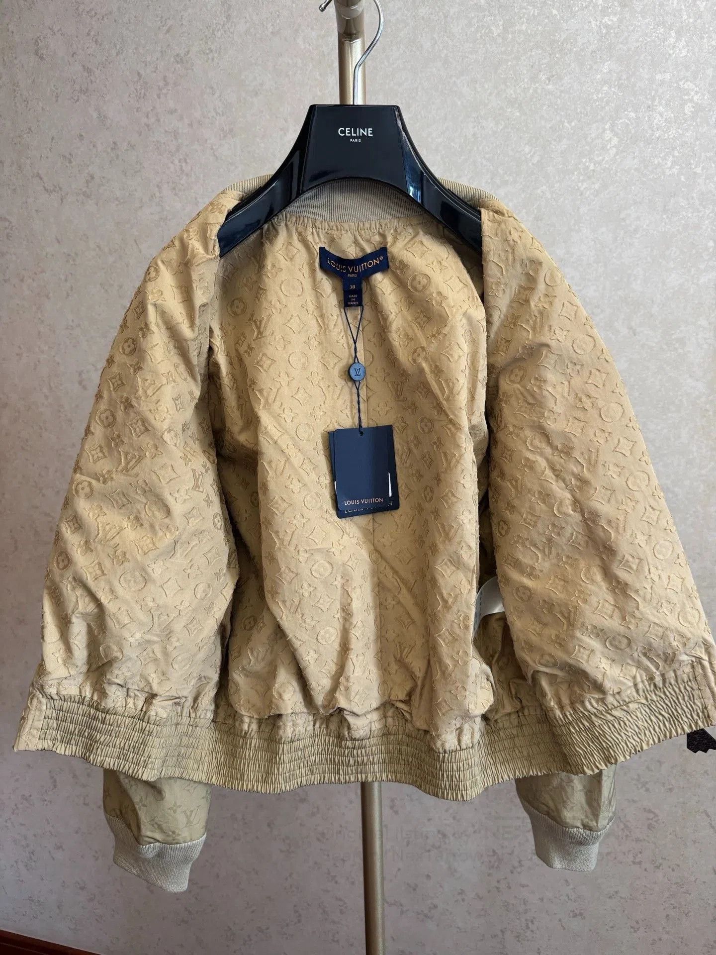 Louis Vuitton LV Full Logo Jacket. Size S / US 4 / IT 40 - 3 Thumbnail