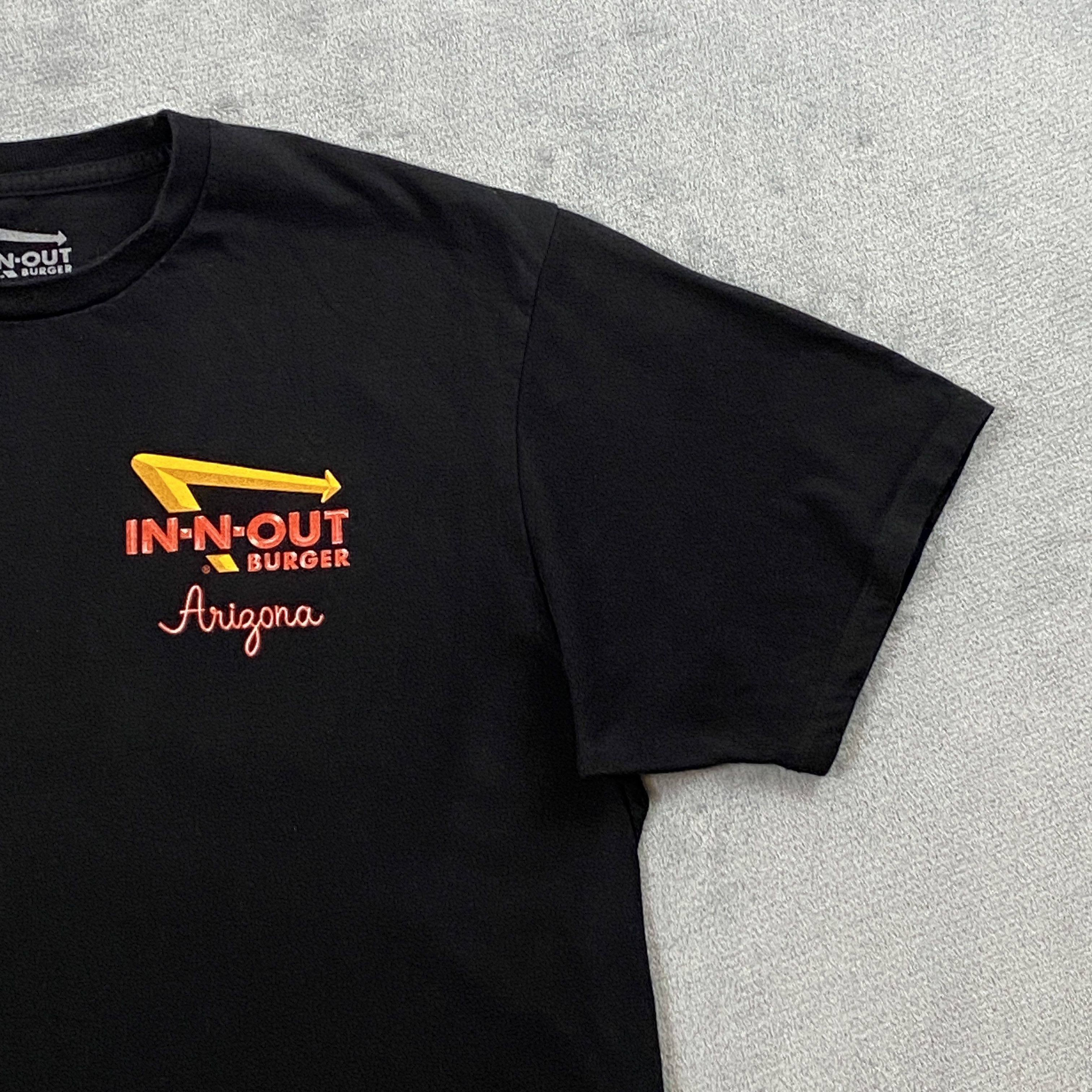Vintage IN N OUT ARIZONA T Shirt Men MUSCLE CAR SUNSET Short Sleeve Size US L / EU 52-54 / 3 - 8 Thumbnail