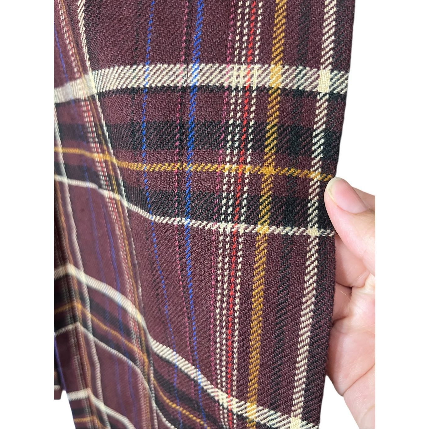 Jaeger Vintage Jaeger Wool Blend Pleated Plaid Tartan Midi Skirt Size 6 Maroon Size 28" / US 6 / IT 42 - 4 Thumbnail