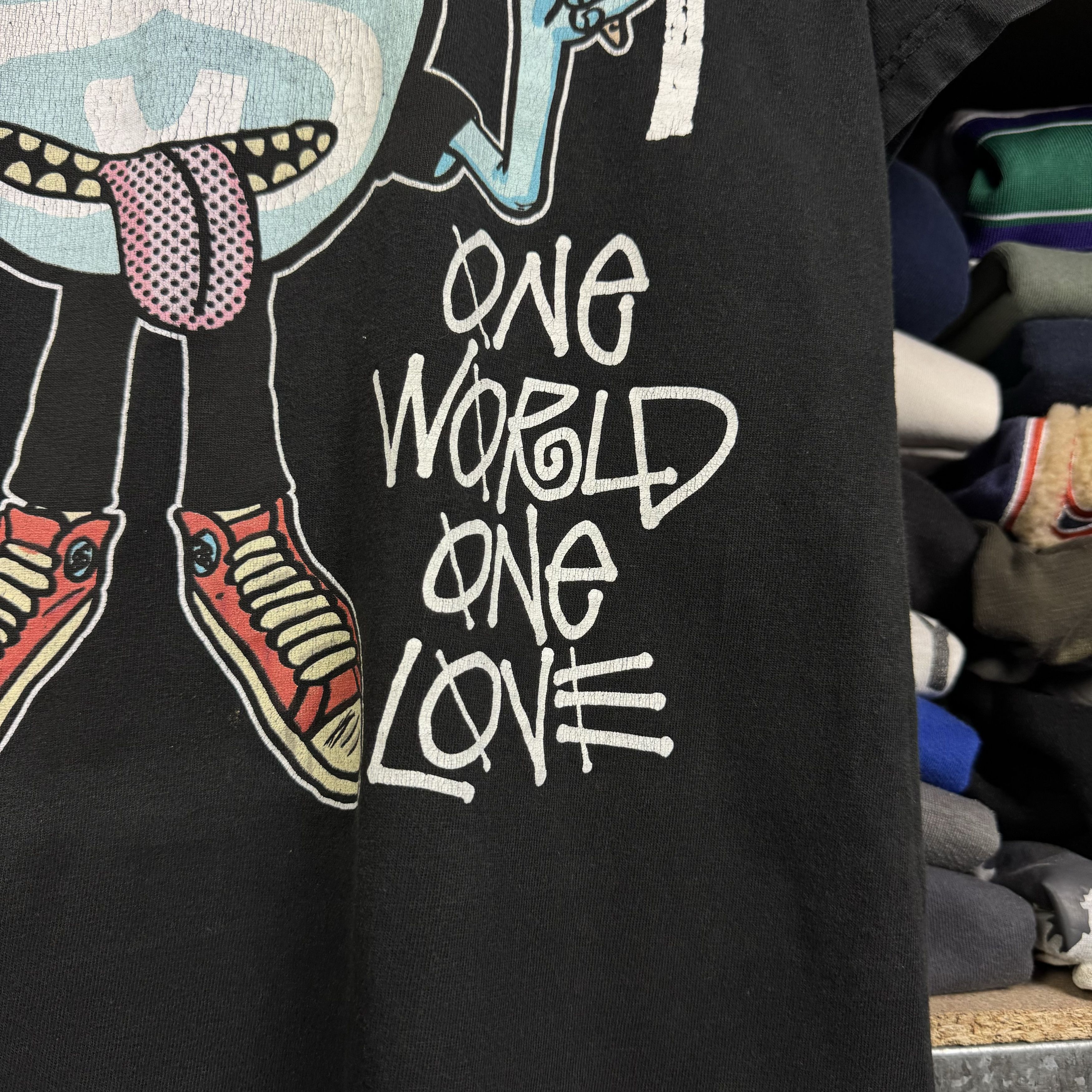Stussy VINTAGE 2000s STUSSY ONE WORLD ONE LOVE T-SHIRT MEDIUM Size US M / EU 48-50 / 2 - 5 Thumbnail