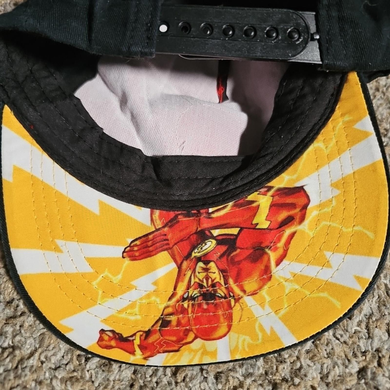 DC Comics DC Comics The FLASH Youth Snapback Hat Size ONE SIZE - 4 Thumbnail