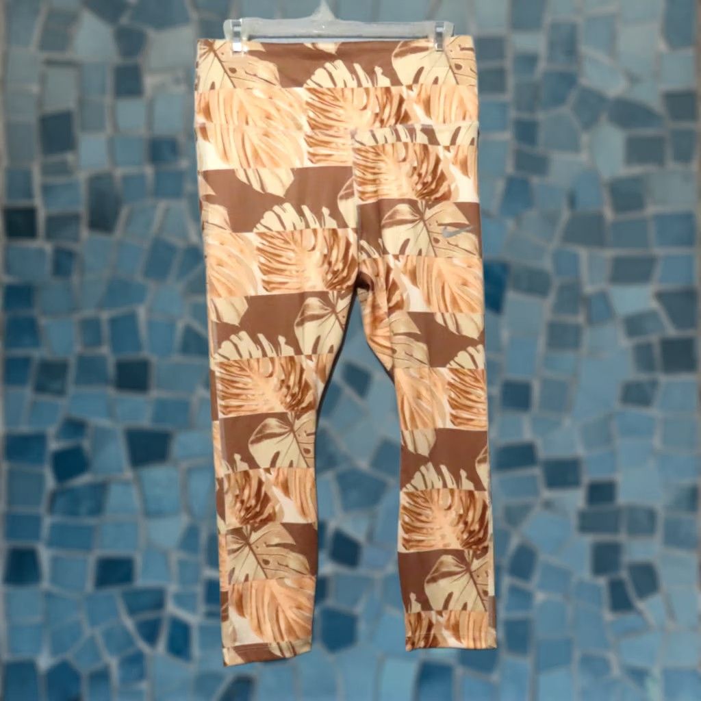 Nike Nike Dri-FIT Printed Cropped Running Leggings Women's L Pink Floral Cropped Skinny Pull On 28 in Inseam 20 in Size 36" / US 14 / IT 50 - 1 Thumbnail