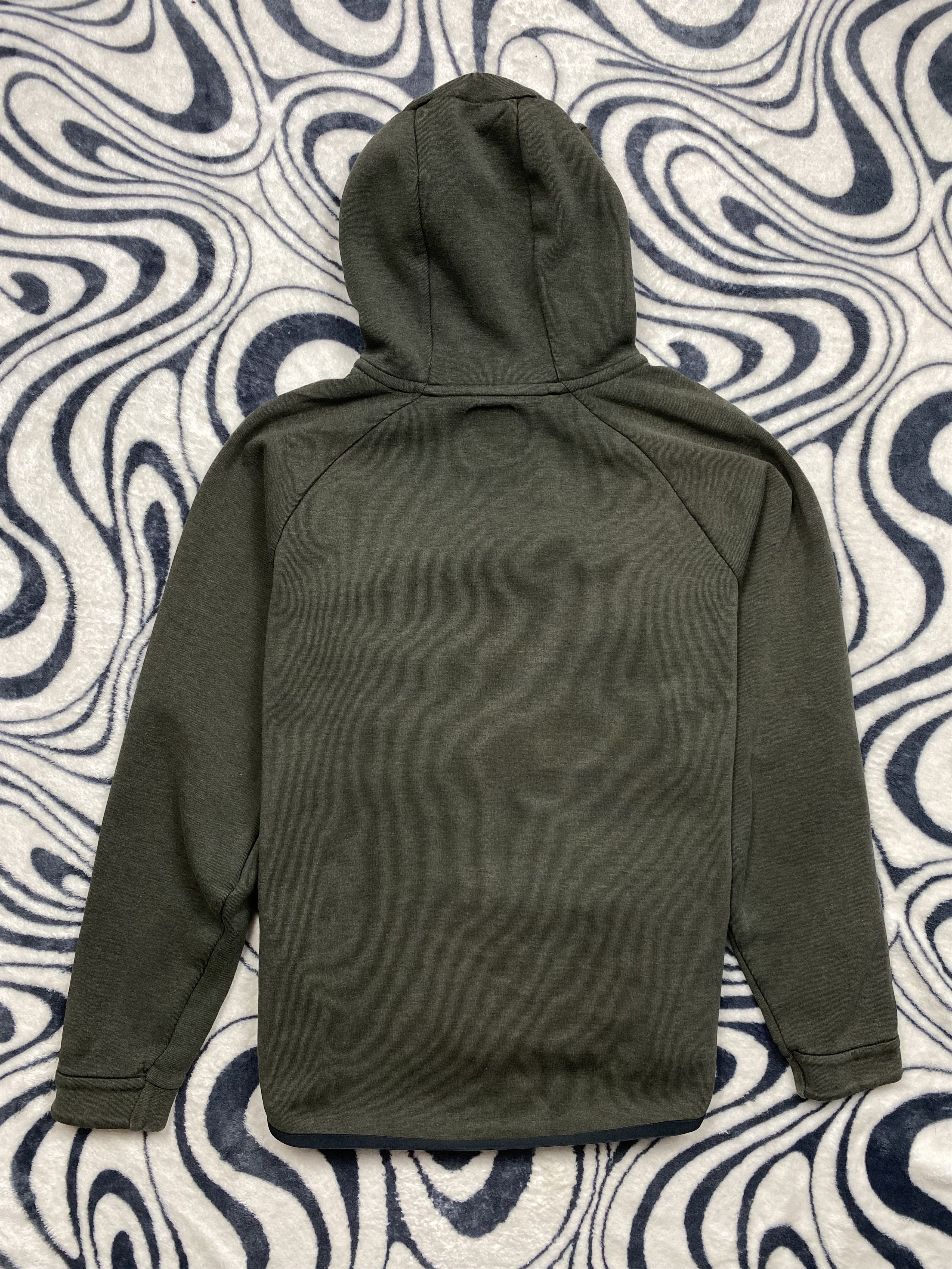 Nike Nike Tech Fleece Mens Hoodie Drill Y2K Size US L / EU 52-54 / 3 - 9 Thumbnail