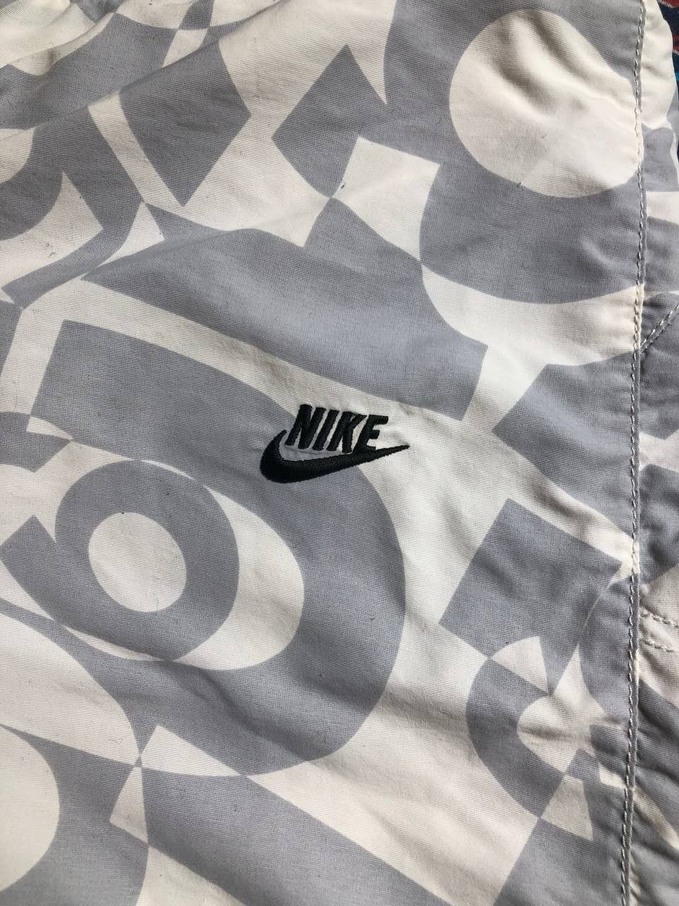 Nike × Vintage Vintage Nke Y2K Swimming Surf Shorts Size 33 Size US 33 - 16 Thumbnail