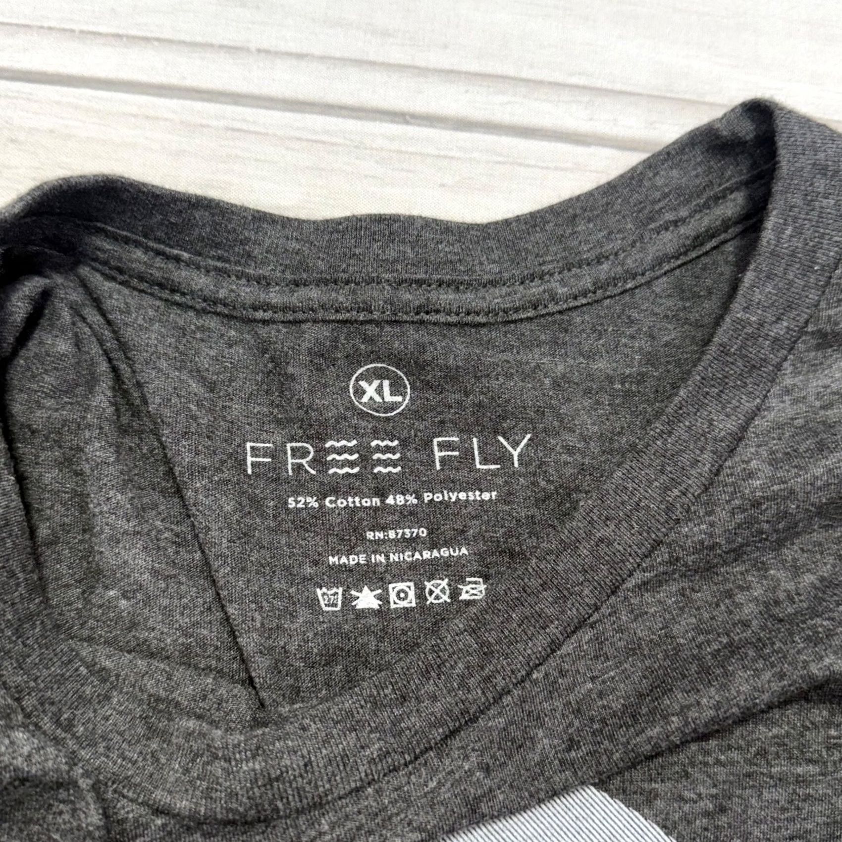 Vintage Free Fly T-Shirt Mens XL Gray Long Sleeve Tee Mountains Graphic Size US XL / EU 56 / 4 - 4 Thumbnail