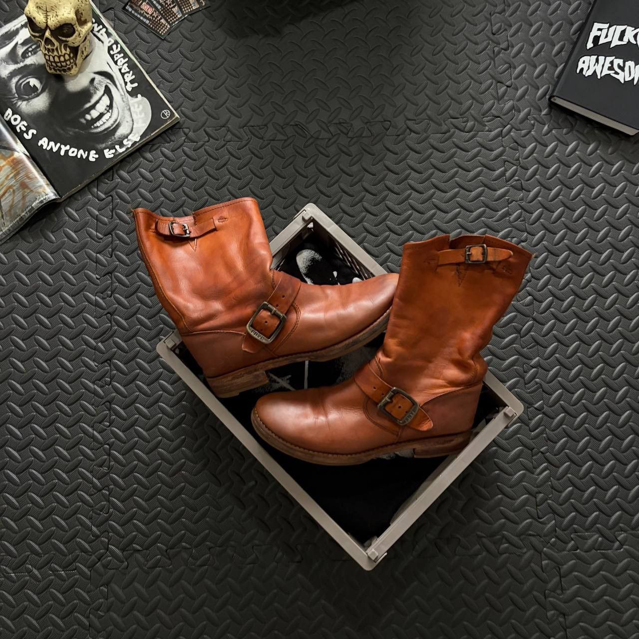 Frye Frye Engineer Boots Brown Leather Size US 6.5 / EU 39-40 - 2 Thumbnail
