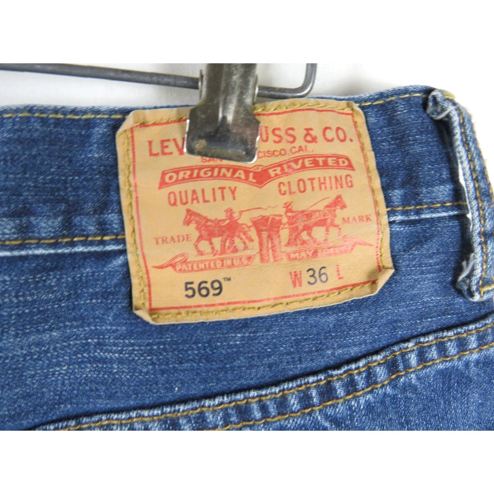 Levi's VINTAGE Levi's 569 Jeans demin Shorts Red Tab Tag Relaxed Fit 36 Blue Denim Men Shorts 36 Vintage Men Size US 36 / EU 52 - 8 Thumbnail