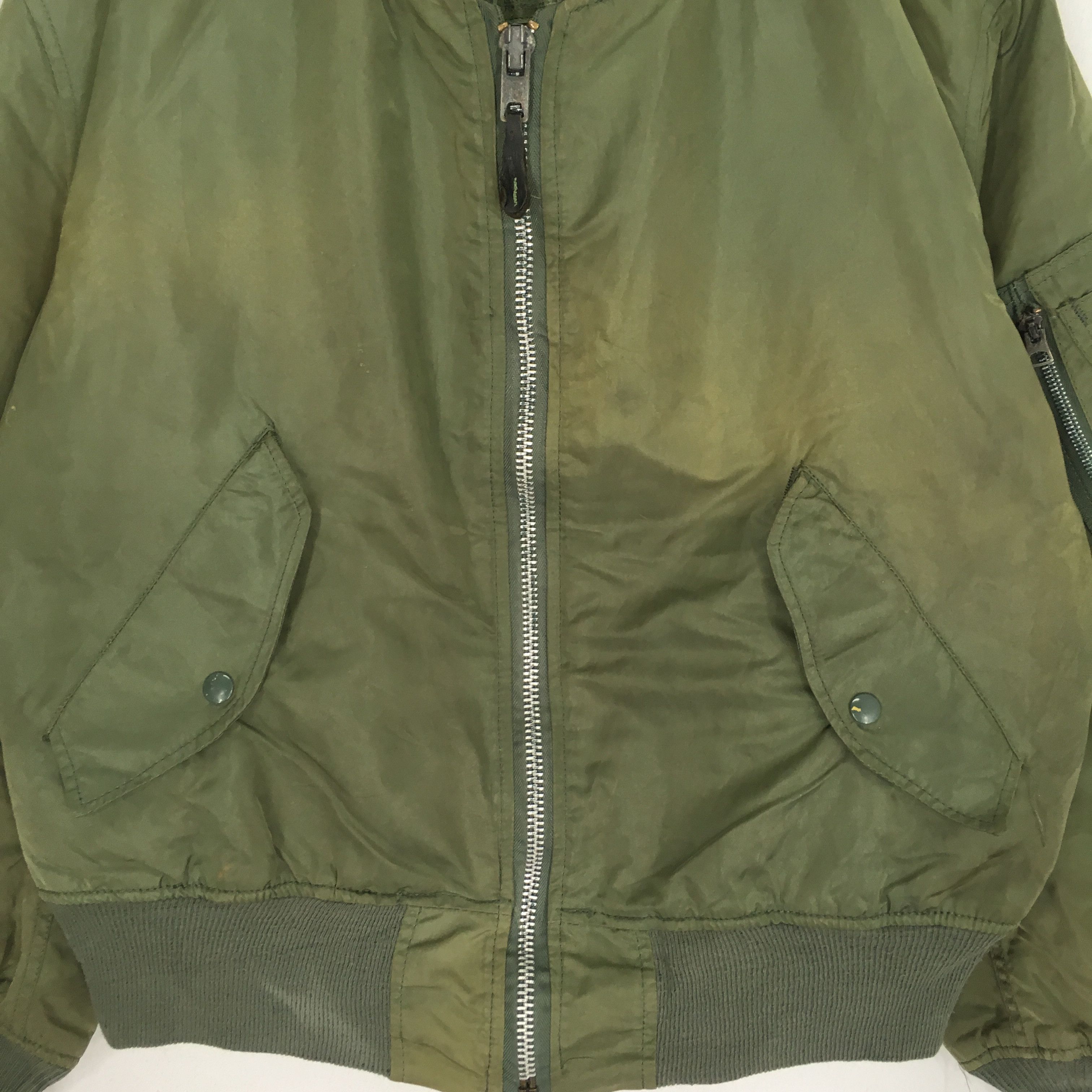 Alpha Industries Vintage 90s Alpha Industries MA -1 Flight - 1847 Size US L / EU 52-54 / 3 - 4 Thumbnail