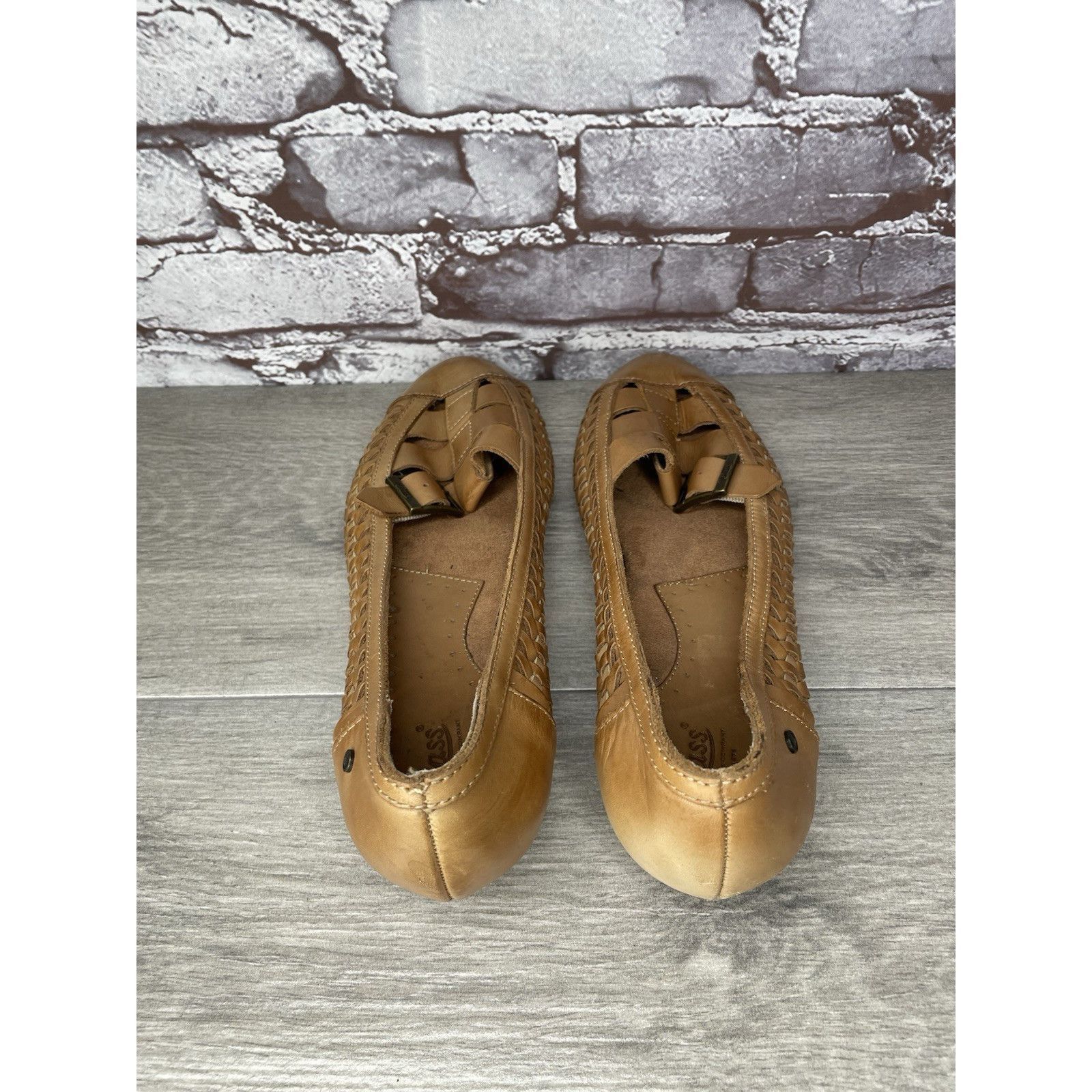 G.H. Bass & Co. Bass Hayden Fawn Tan Brown Leather Woven Strap Heel Flats Wo Size US 11 / IT 41 - 6 Thumbnail