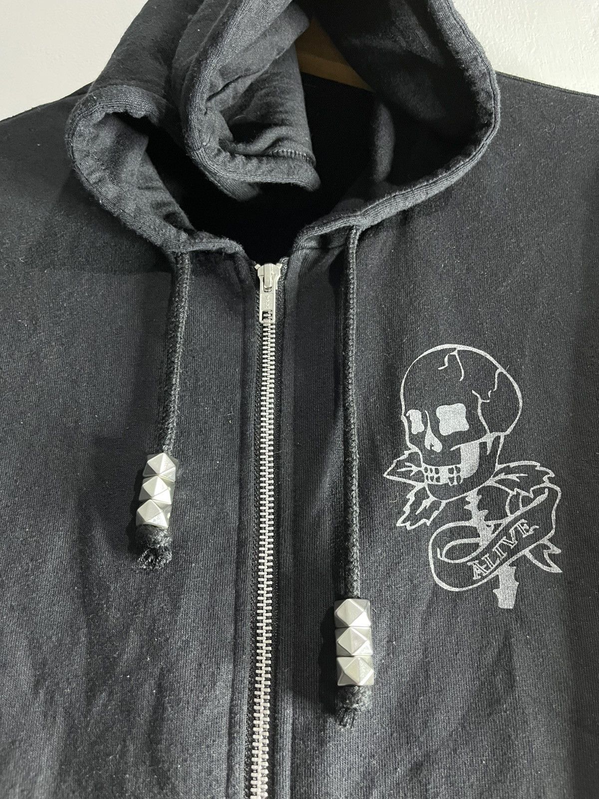 Hysteric Glamour 2000s glad news skeleton studed punk hoodie Size US M / EU 48-50 / 2 - 4 Thumbnail
