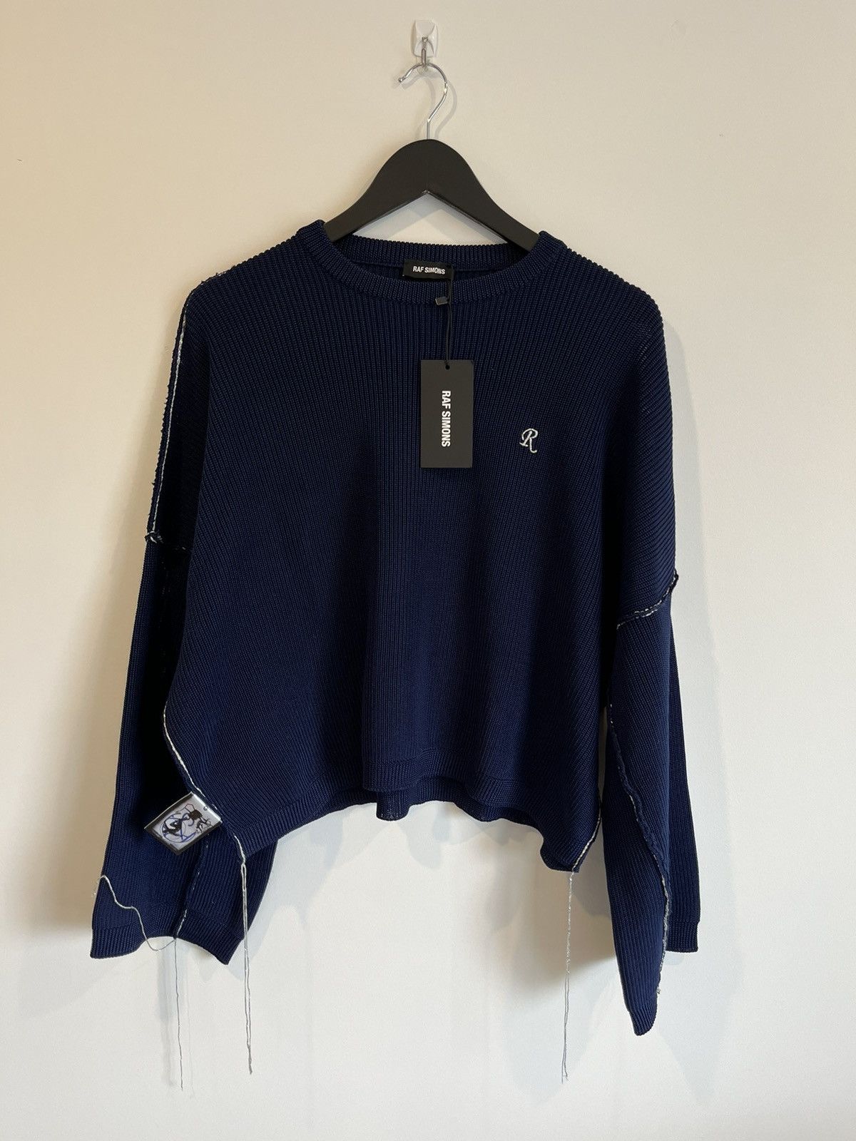 Raf Simons Oversized cropped RAF Simons “R” knit sweater! Size M Size US M / EU 48-50 / 2 - 2 Thumbnail