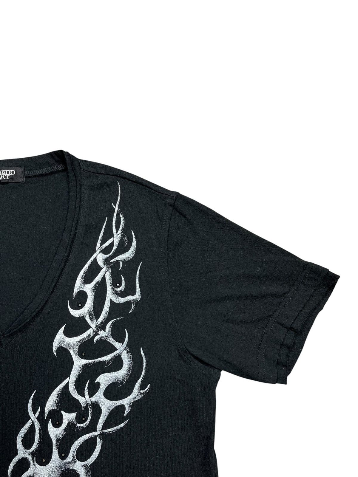 Tornado Mart 2000s Tornado Mart - Vneck Tribal T-Shirt Size US M / EU 48-50 / 2 - 4 Thumbnail