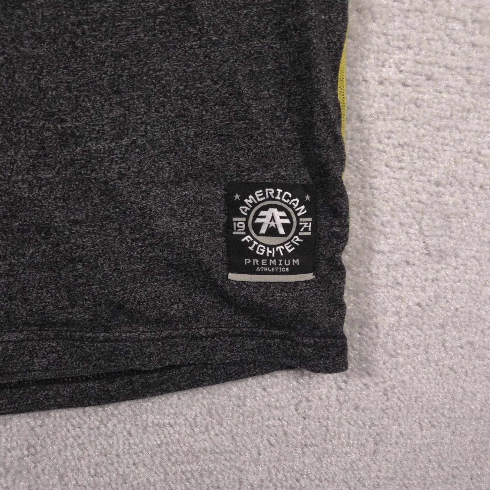 Vintage American Fighter Shirt Mens 3XL Gray Eagle Shield Graphic Tee Athletic Tagless Shirt Mens 3XL Gray Eagle Shield Graphic Tee Athletic Tagless Size US XXL / EU 58 / 5 - 4 Thumbnail