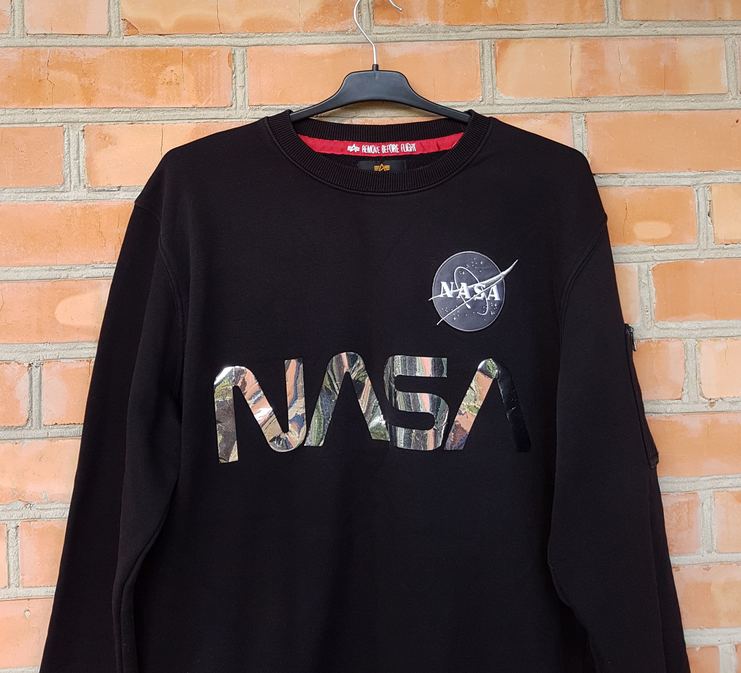 Alpha Industries × NASA Alpha Industries NASA Sweatshirt USA Flag Size US L / EU 52-54 / 3 - 2 Thumbnail
