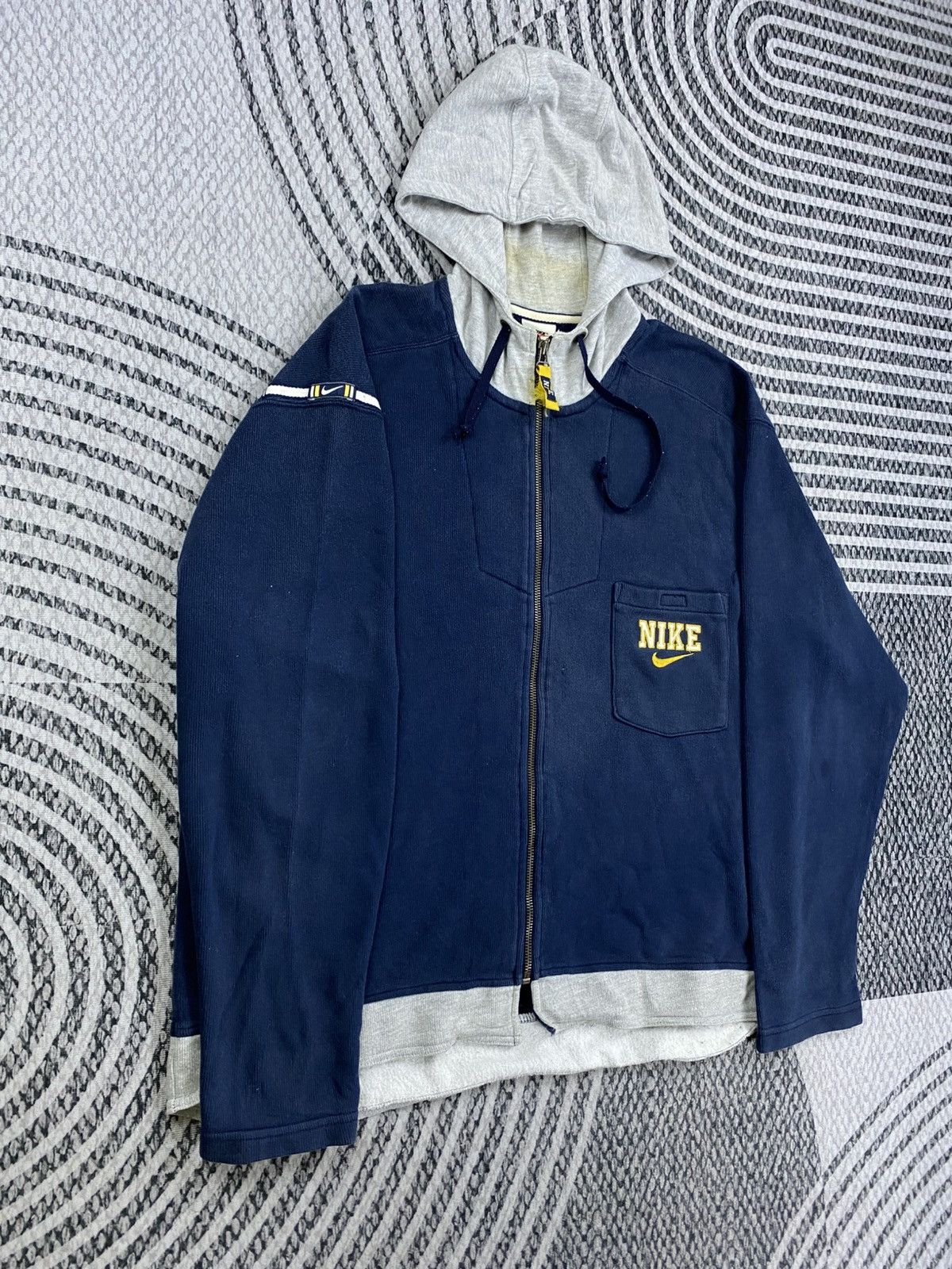 Nike Vintage Nike Men’s Single Pocket Hoodie Zipper Size US L / EU 52-54 / 3 - 3 Thumbnail