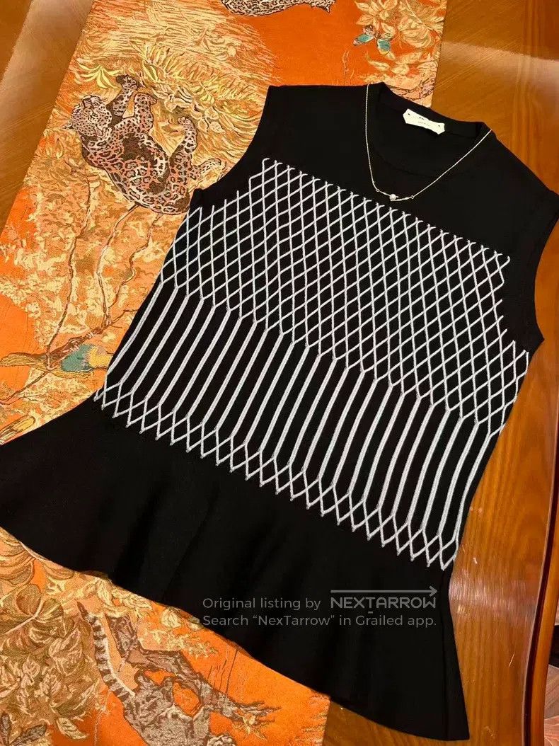 Fendi Fendi Vest Top Size XS / US 0-2 / IT 36-38 - 1 Thumbnail