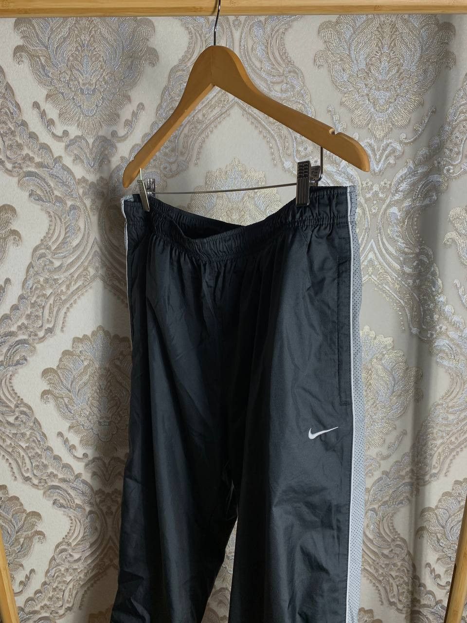 Nike Vintage Nike Nylon Retro Drill Sweatpants Swoosh Y2K 90s Sk8 Size US 36 / EU 52 - 5 Thumbnail