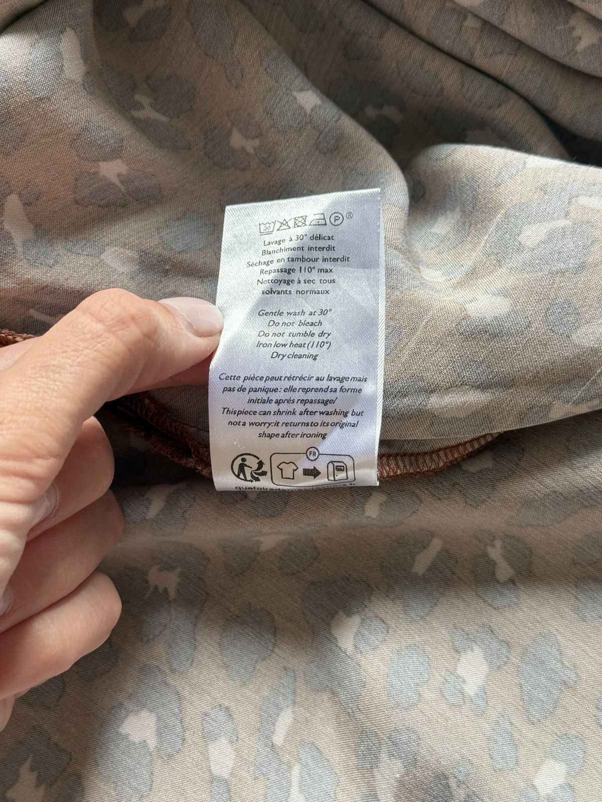 Sezane Sezane skirt leo print Size 24" / US 00 / IT 34 - 7 Thumbnail