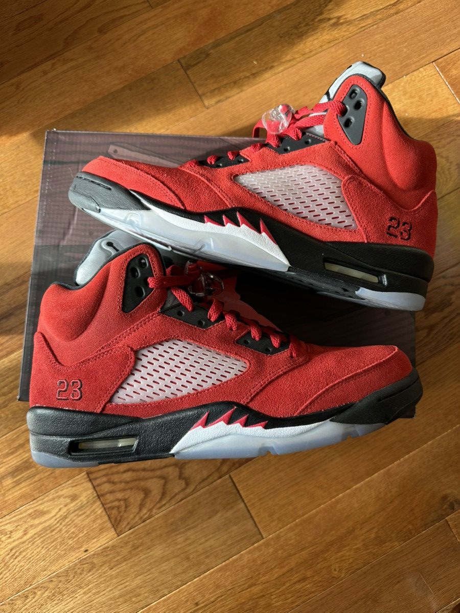 Jordan Brand × Nike Air Jordan 5 Toro Bravo Size US 12 / EU 45 - 1 Thumbnail